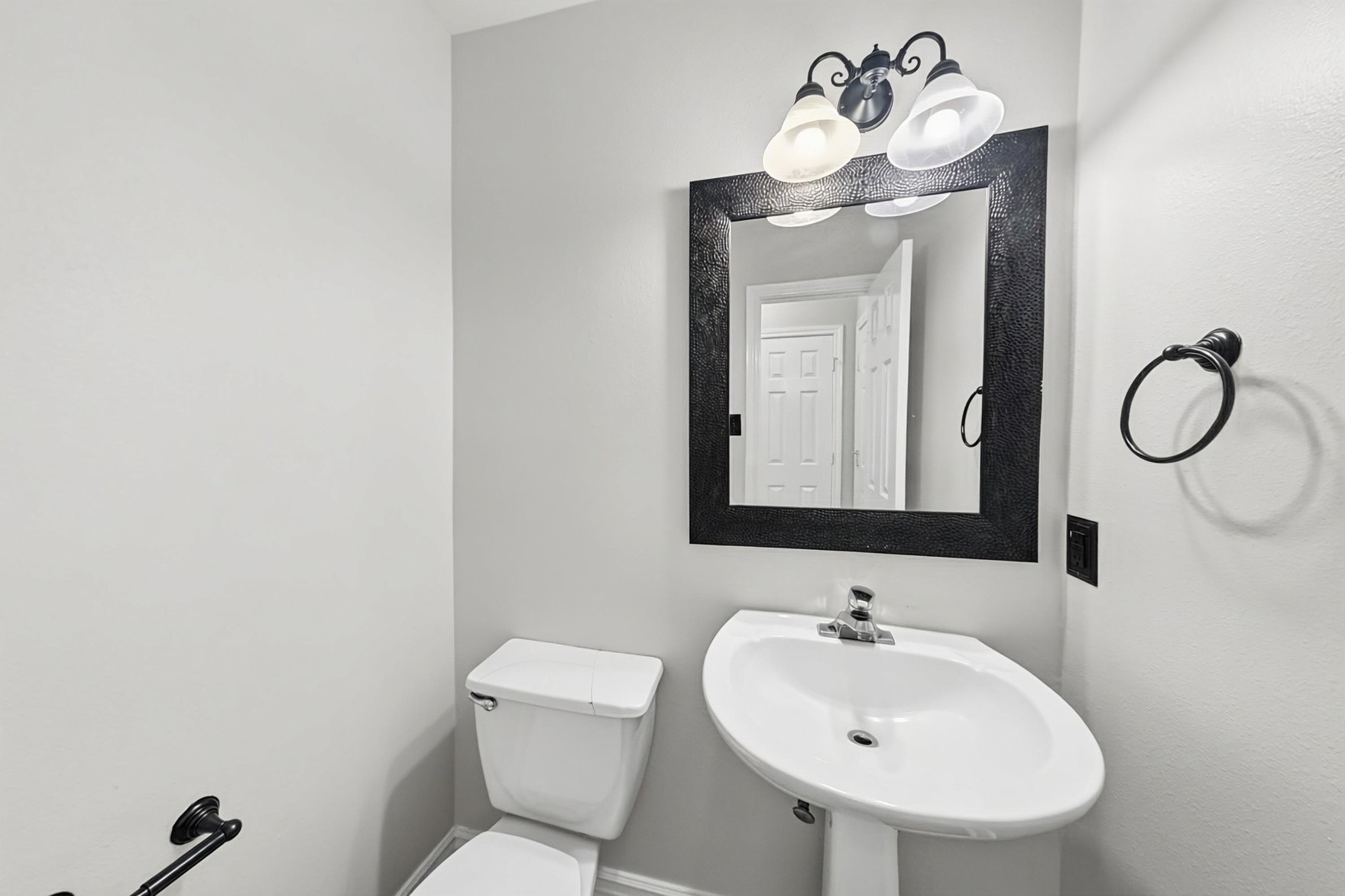 5103 Lockhart Drive, Pearland, TX 77584