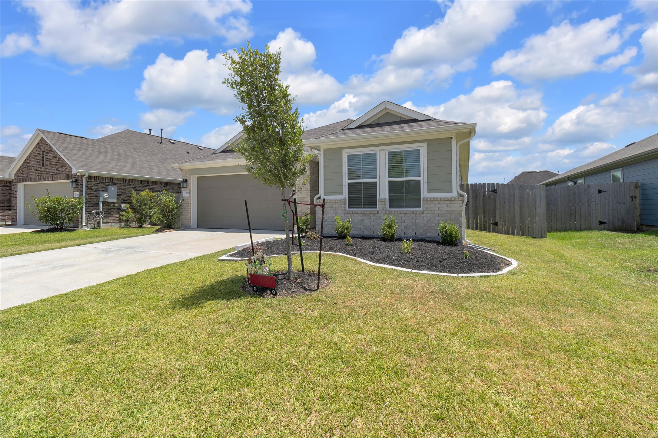 1207 Cavalry Junction Drive, Alvin, TX 77511