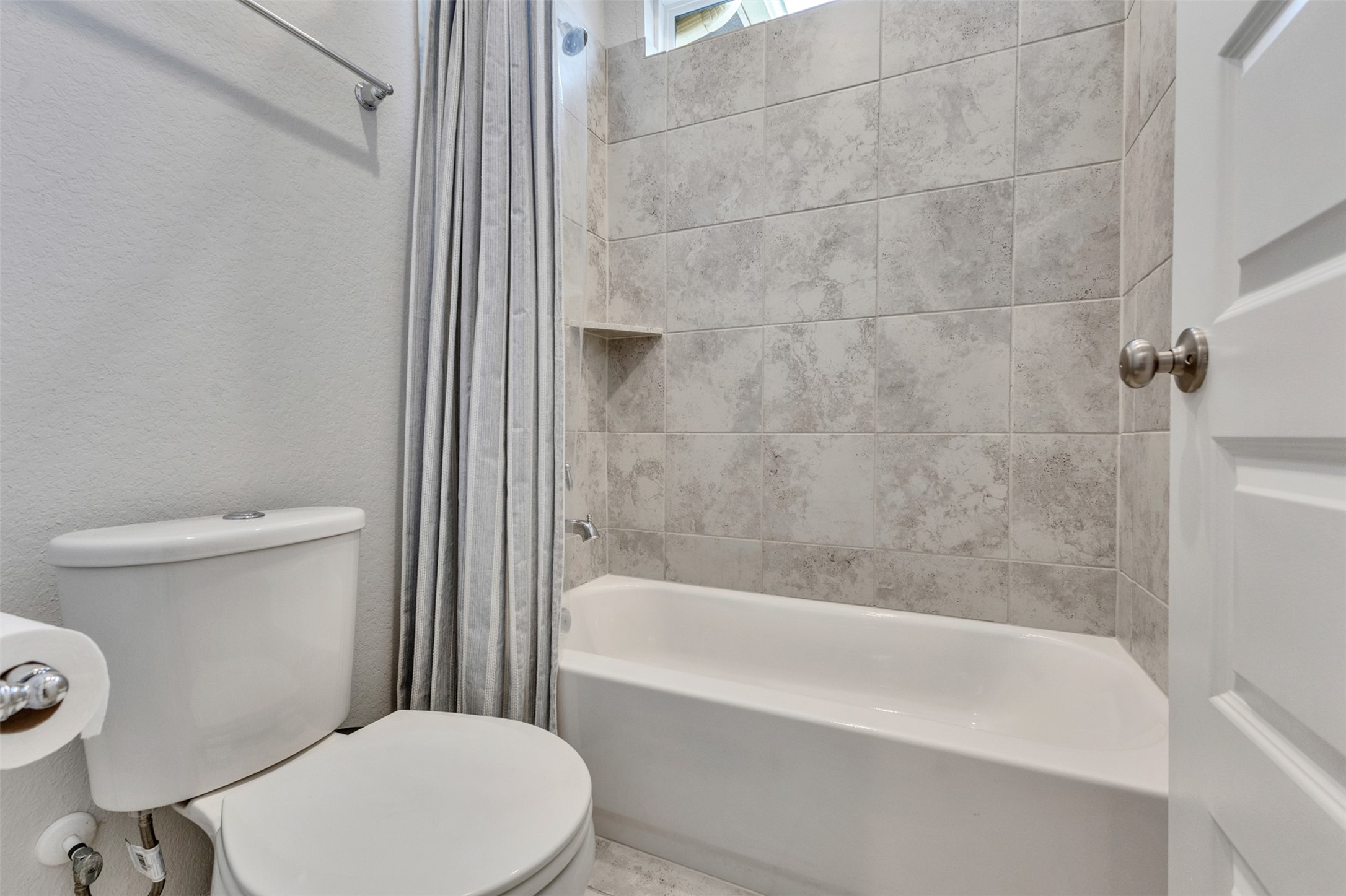9904 Smokehouse Silo Lane, Houston, TX 77080
