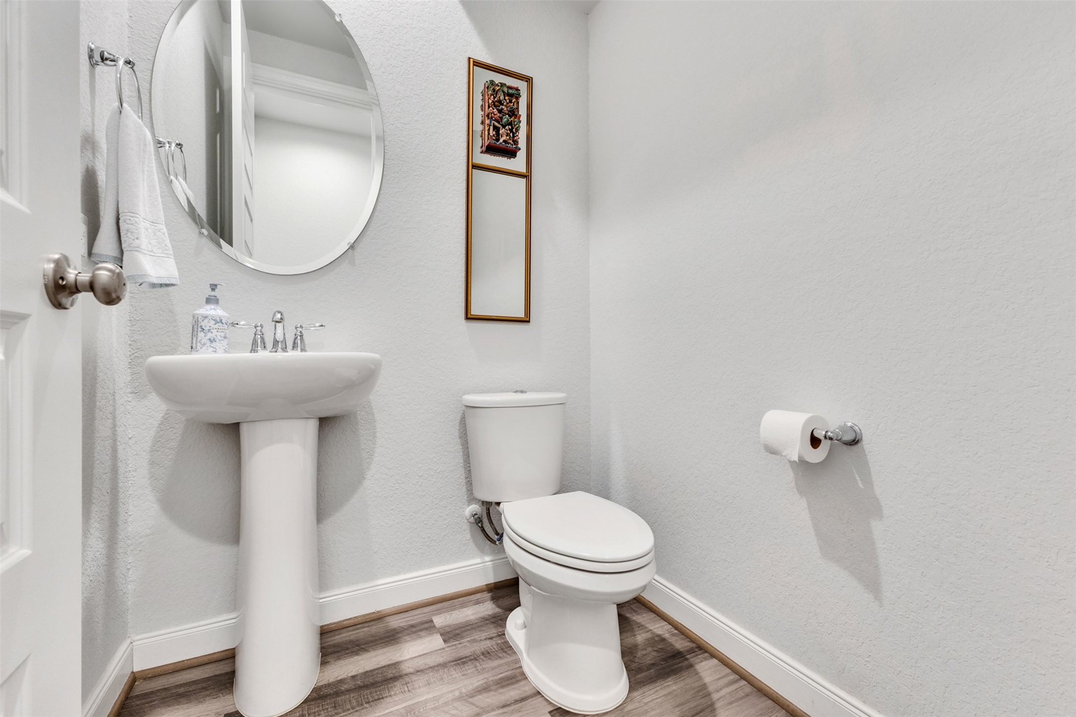 9904 Smokehouse Silo Lane, Houston, TX 77080