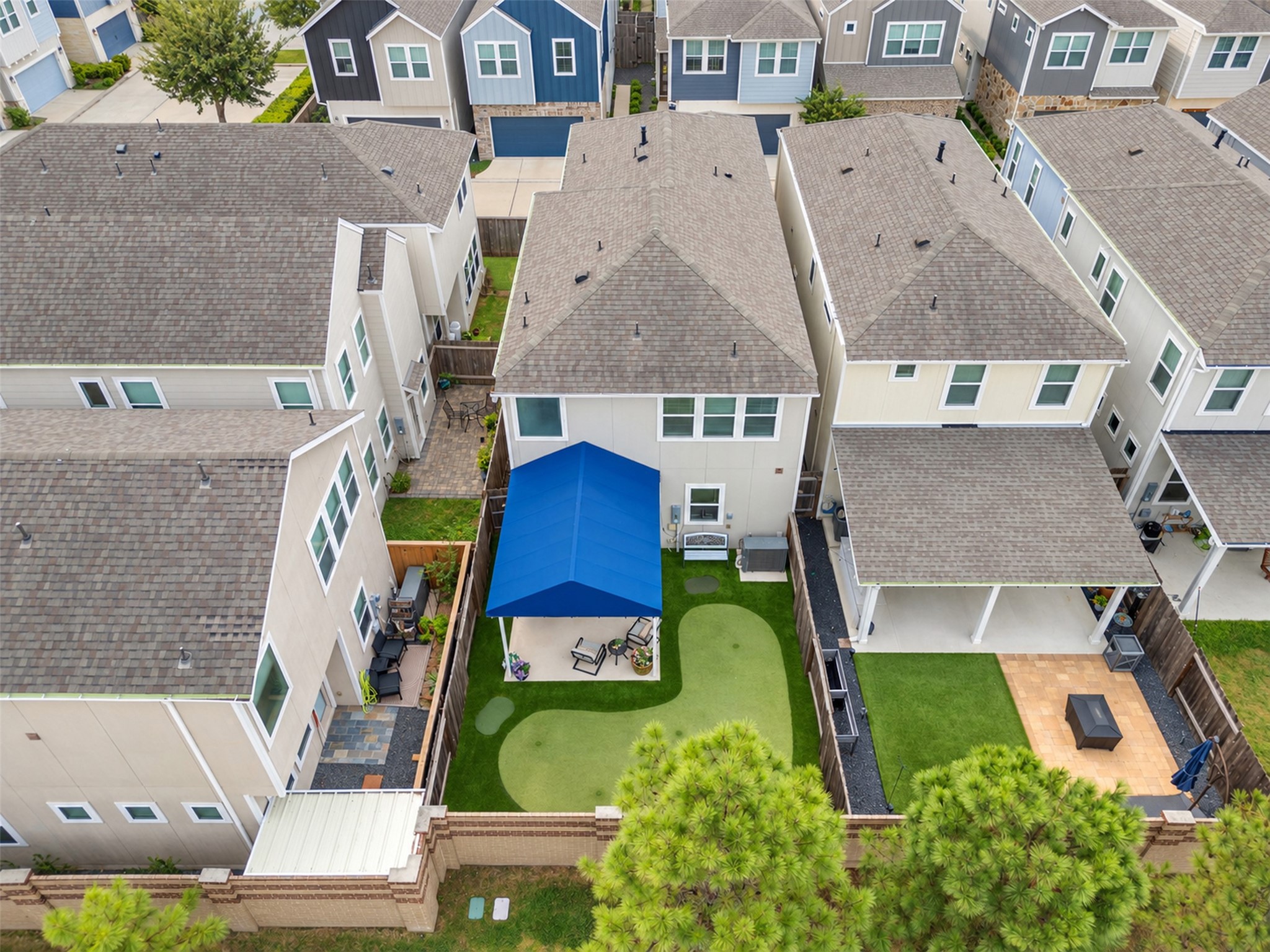 9904 Smokehouse Silo Lane, Houston, TX 77080