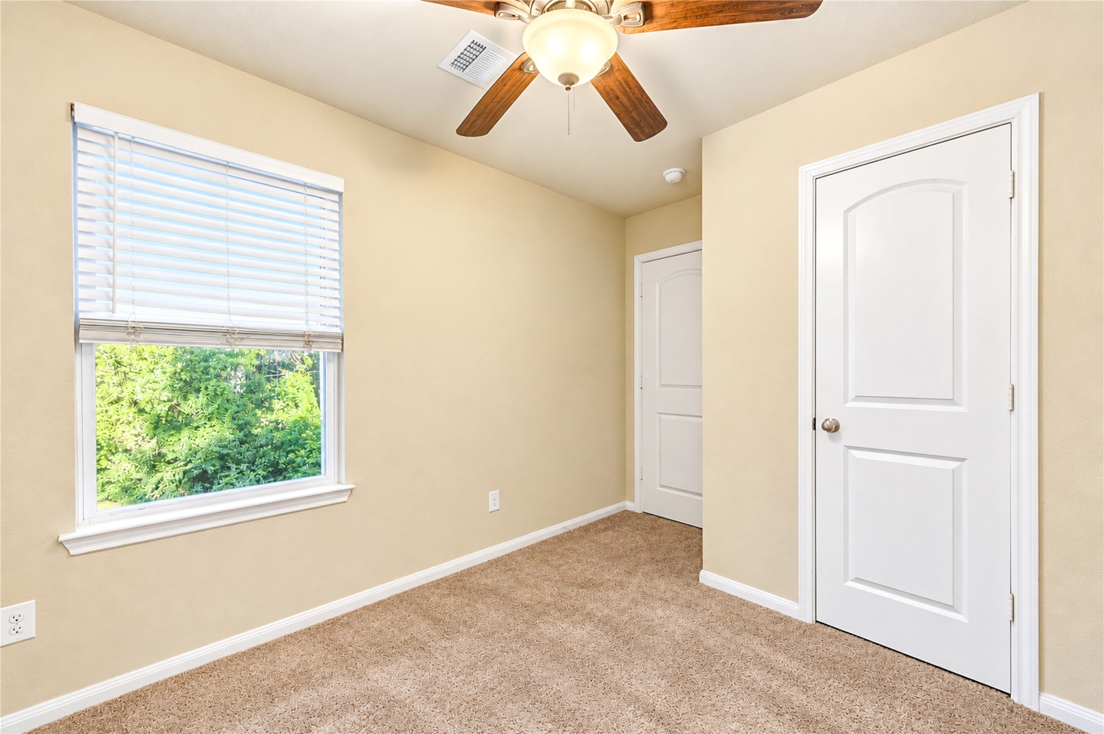 15190 Crockett Road, Willis, TX 77378