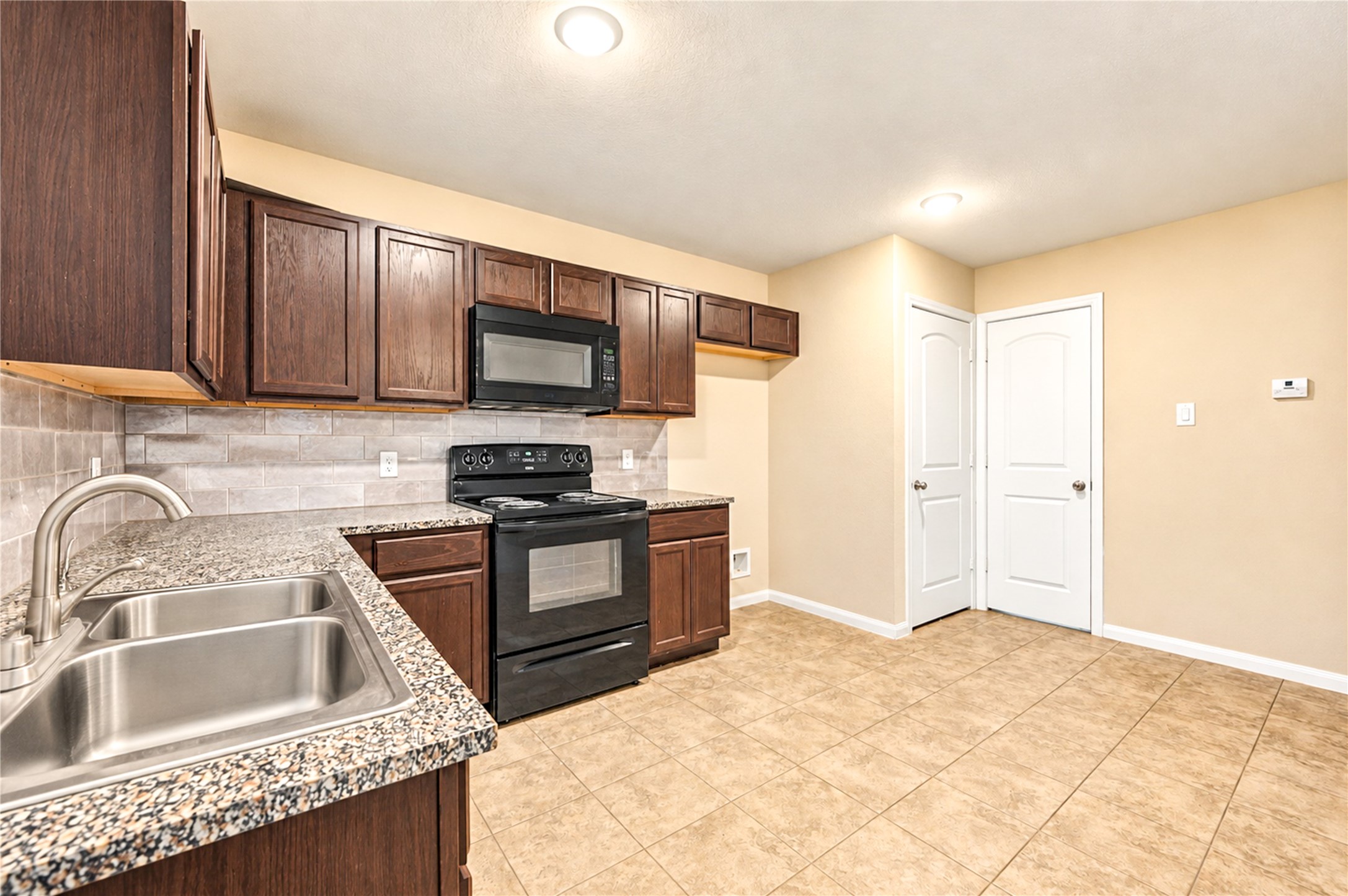 15190 Crockett Road, Willis, TX 77378