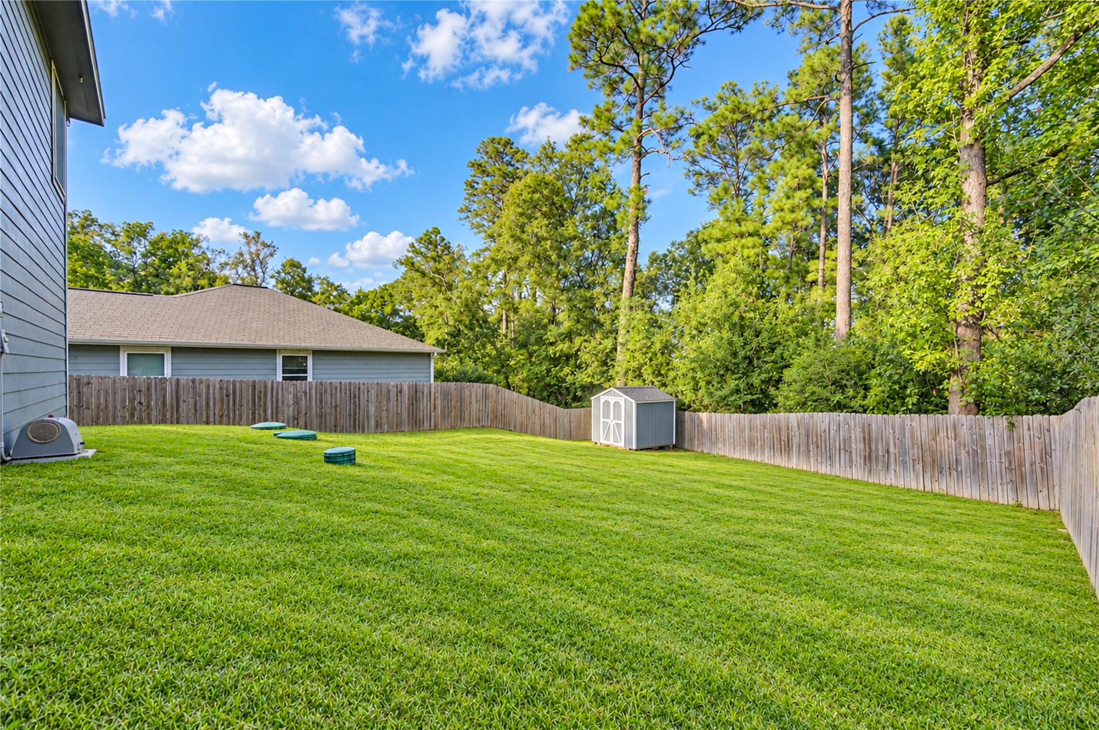 15190 Crockett Road, Willis, TX 77378