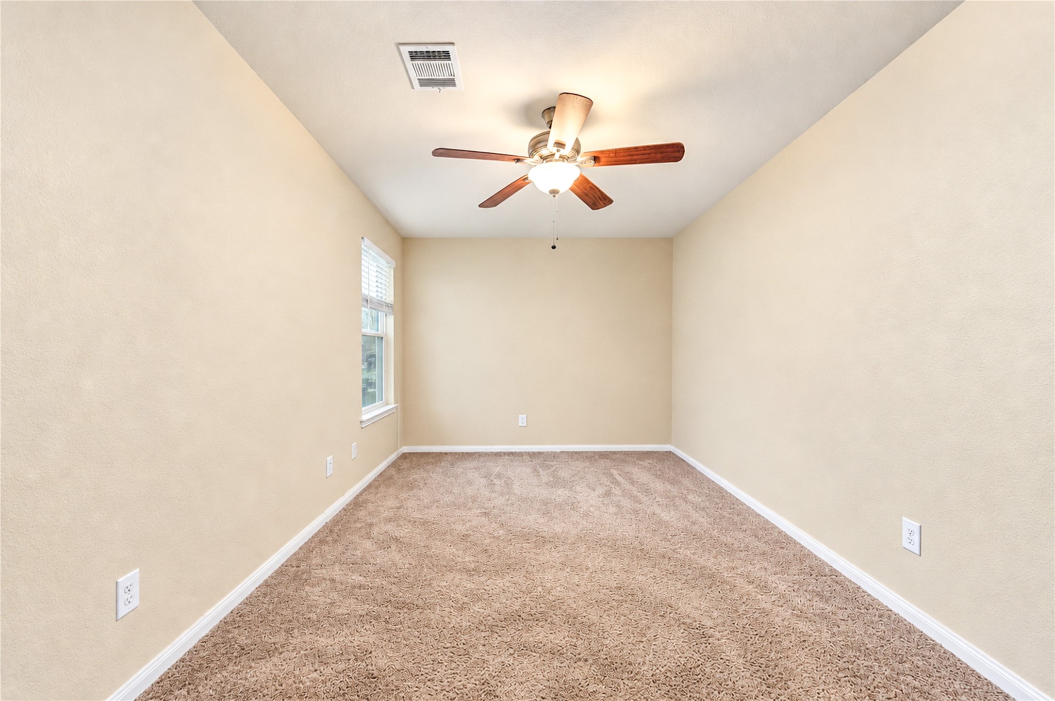 15190 Crockett Road, Willis, TX 77378