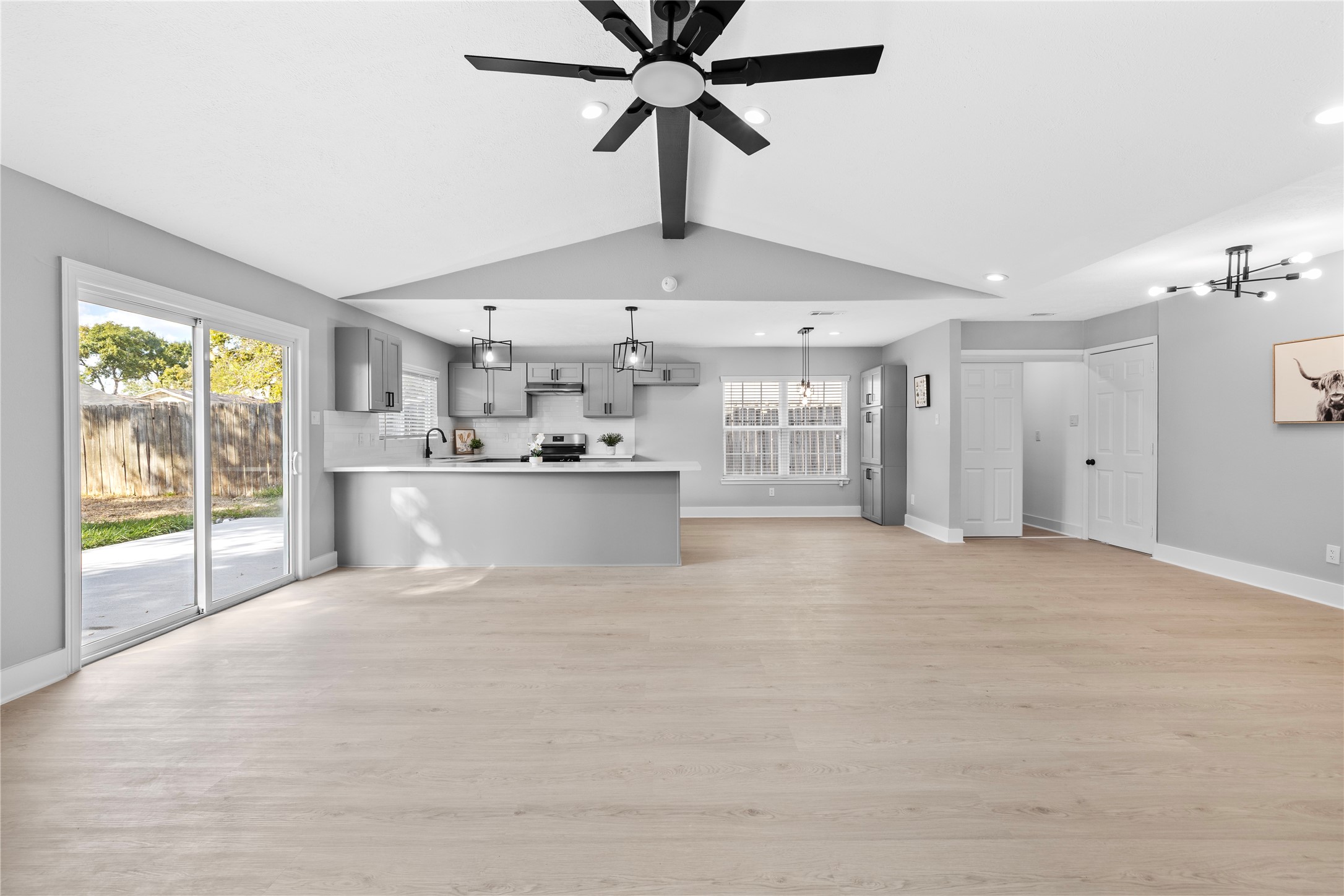 7714 Summer Glen Lane, Houston, TX 77072