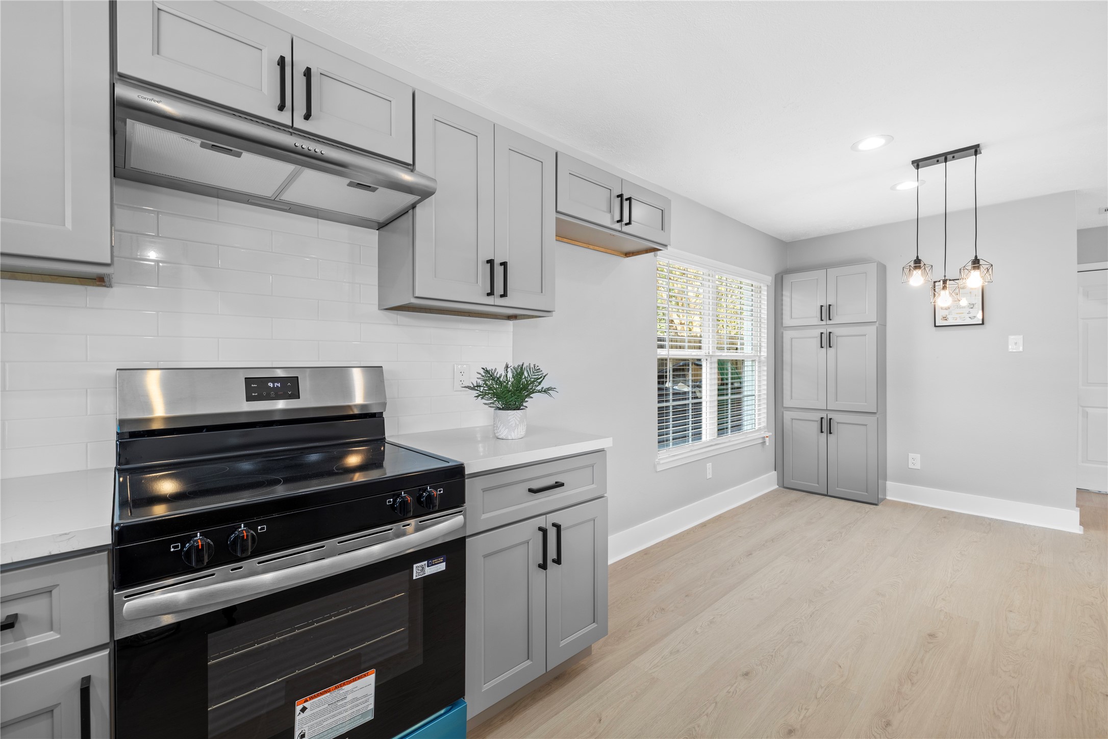 7714 Summer Glen Lane, Houston, TX 77072