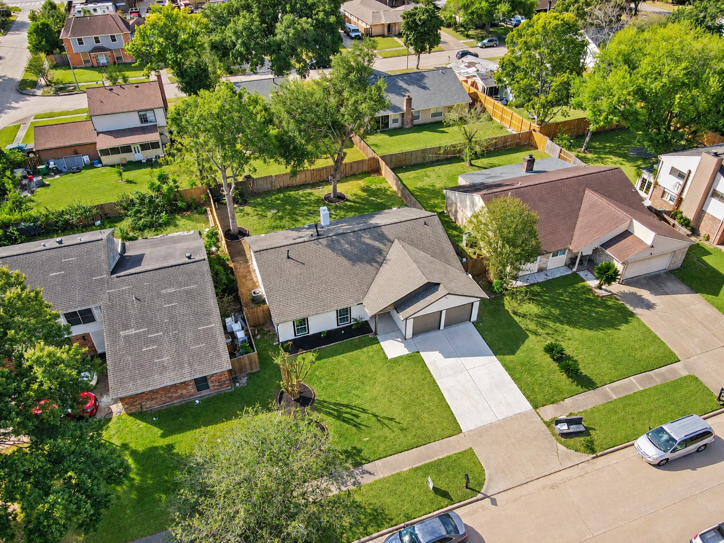 7714 Summer Glen Lane, Houston, TX 77072