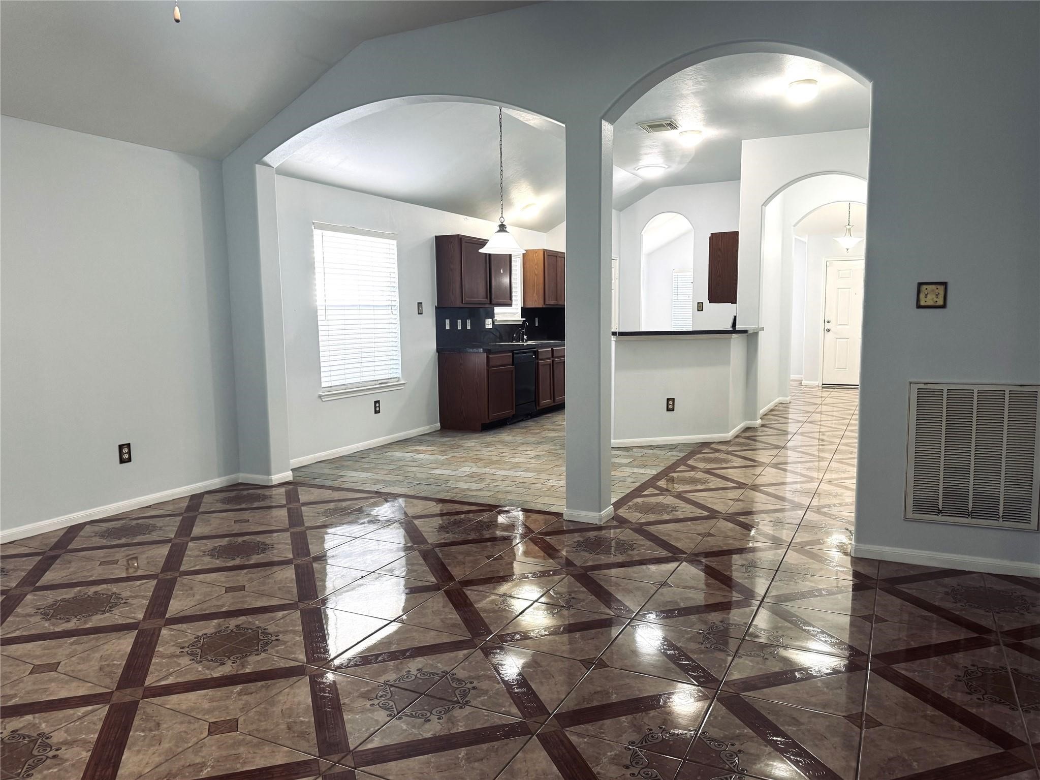 2707 trementina dr, Houston, TX 77088