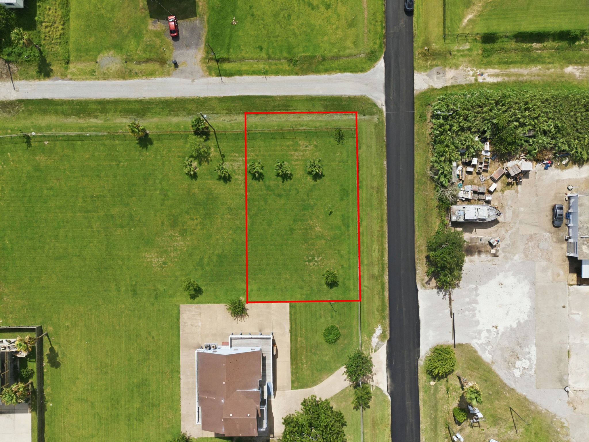 Boundary lines are approximate. Please refer to survey.