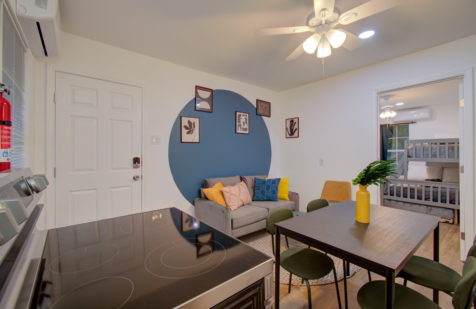 6403 Avenue Street, Houston, TX 77011