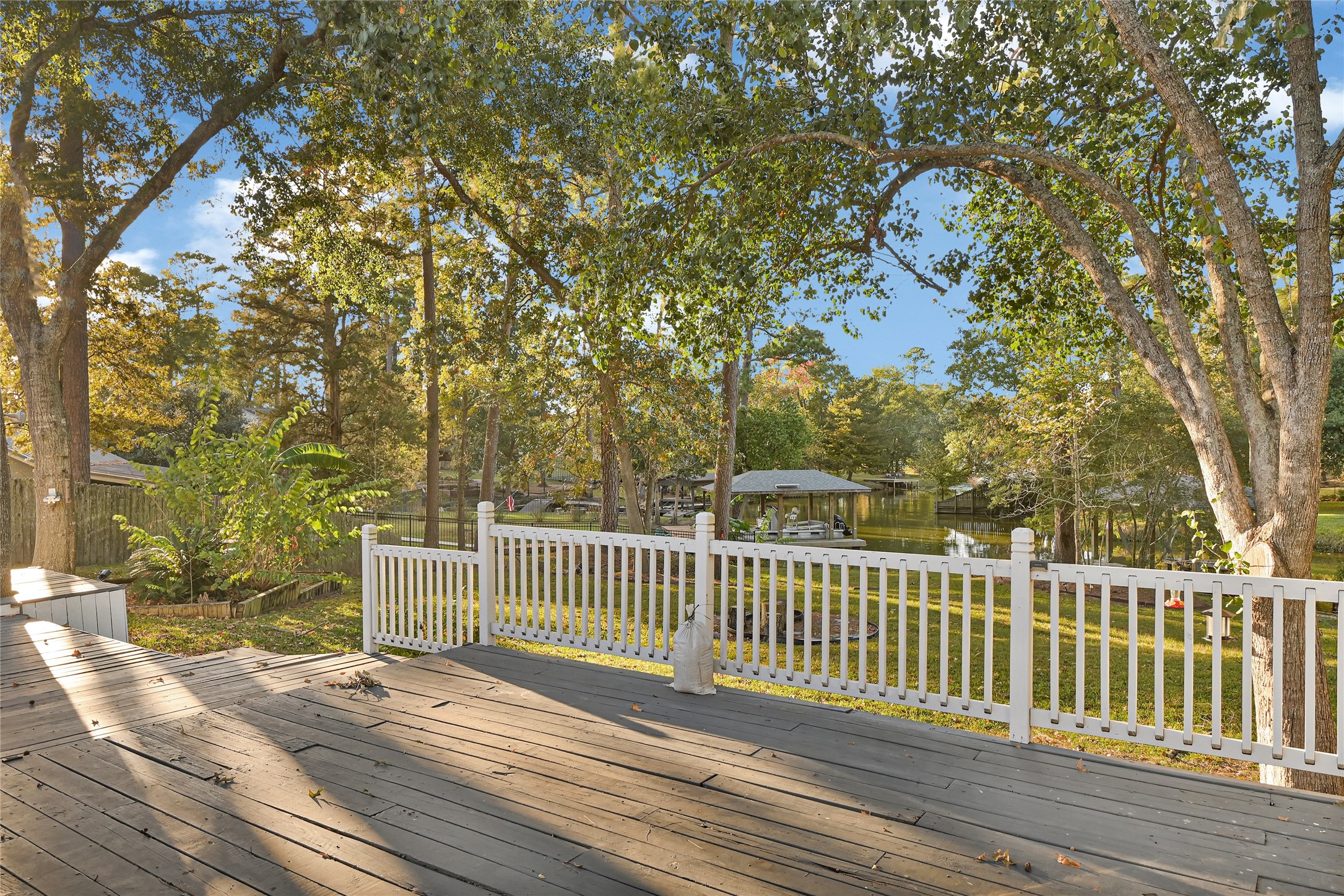 2106 White Feather Trail, Crosby, TX 77532