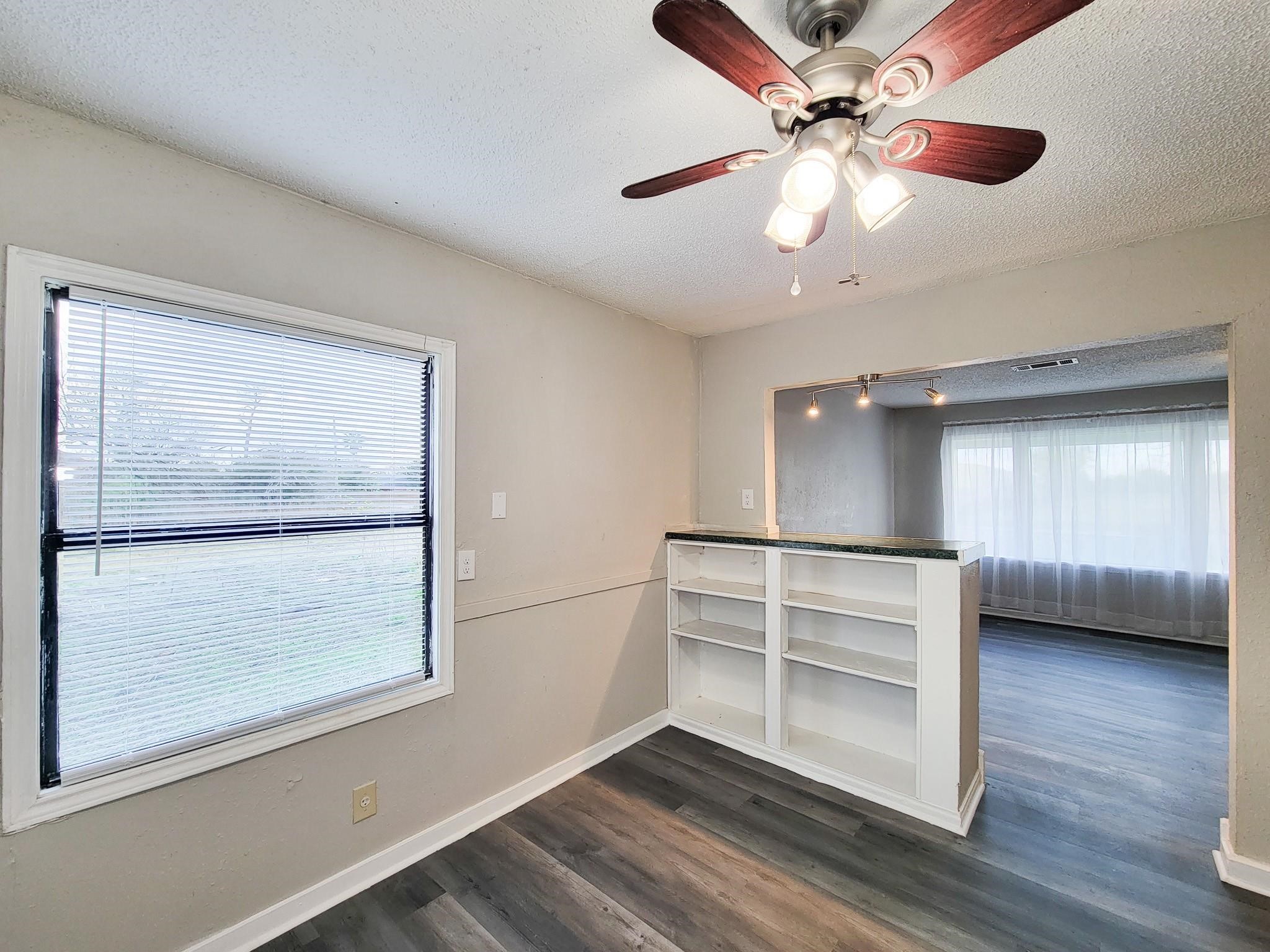4817 Lawndale Street, La Marque, TX 77568