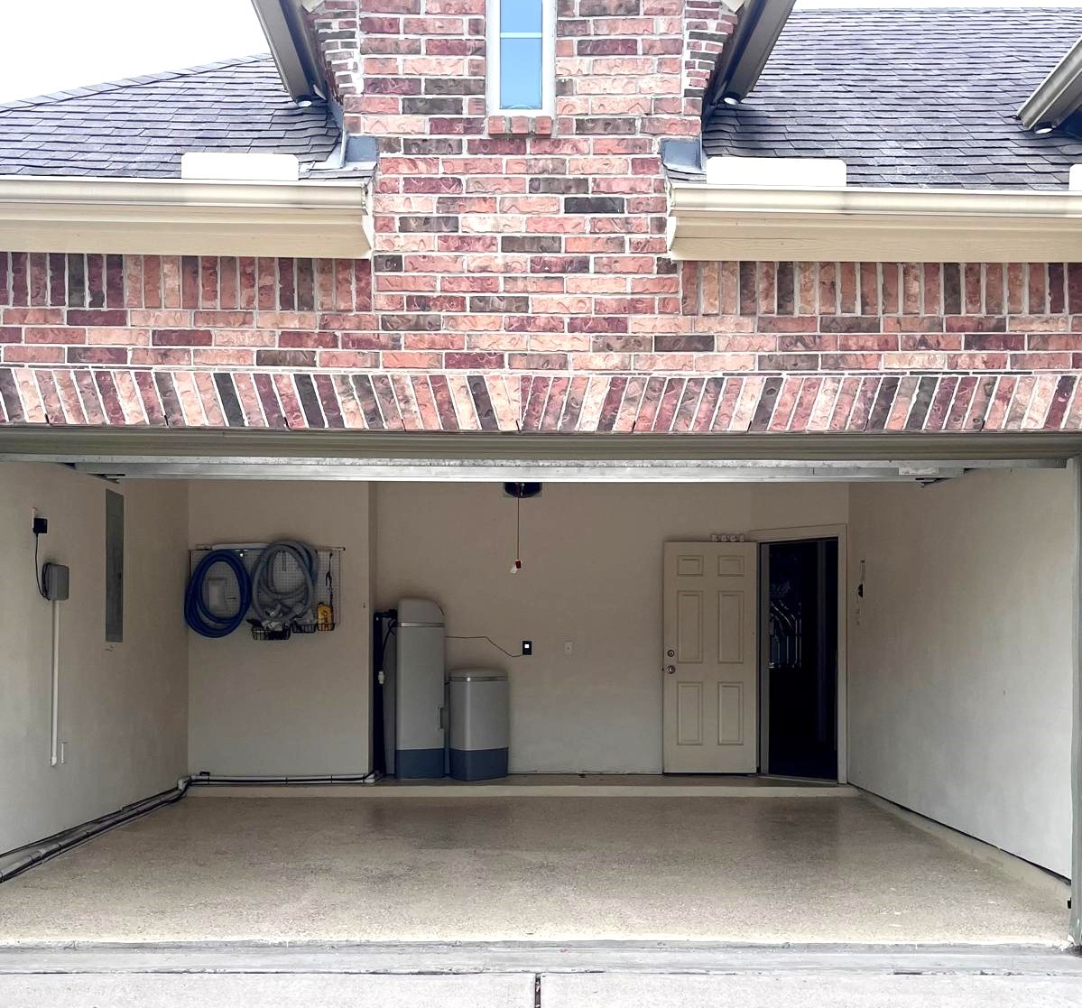 Garage - recently painted