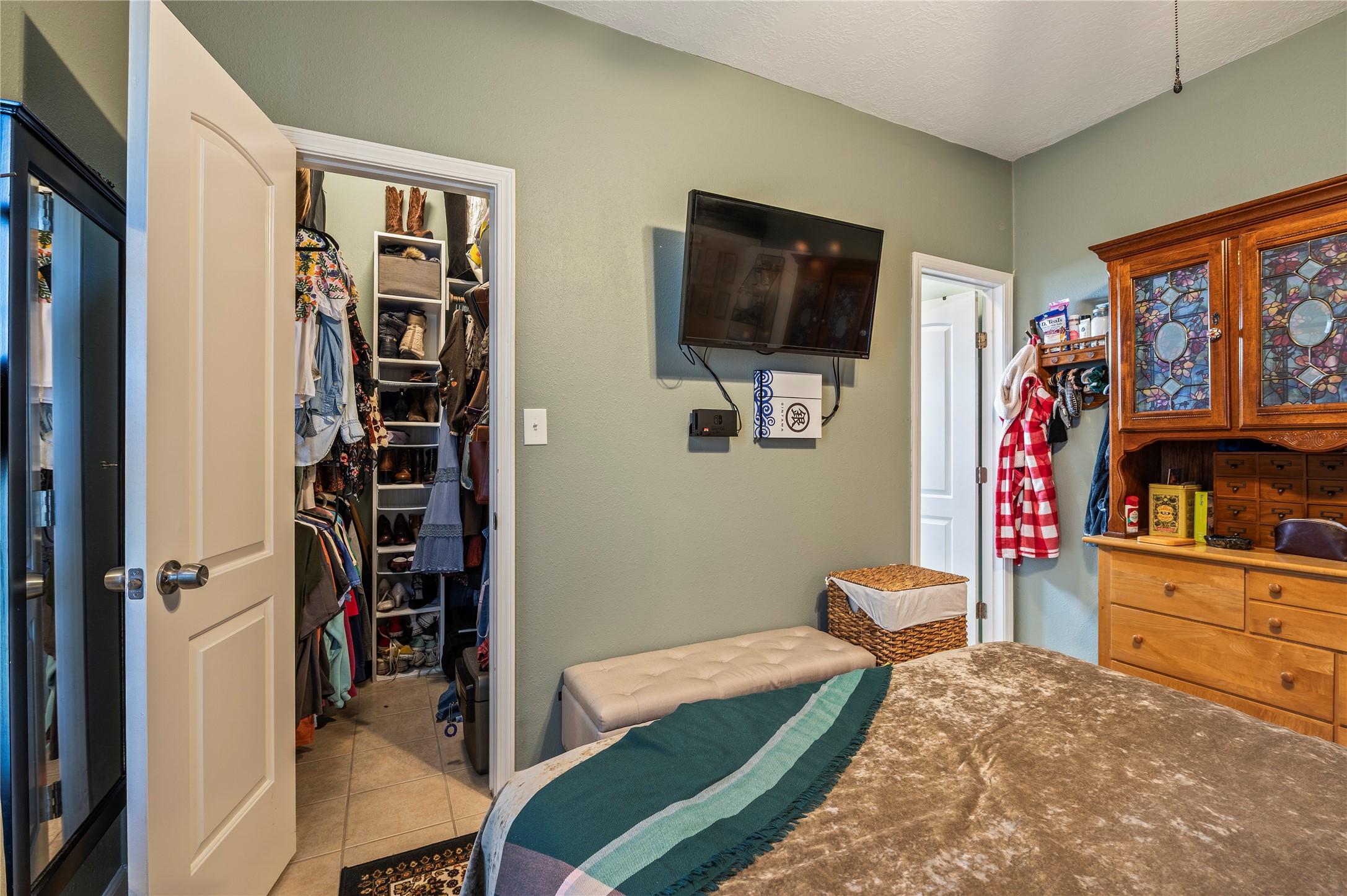 Large walk in closet space in the primary bedroom.