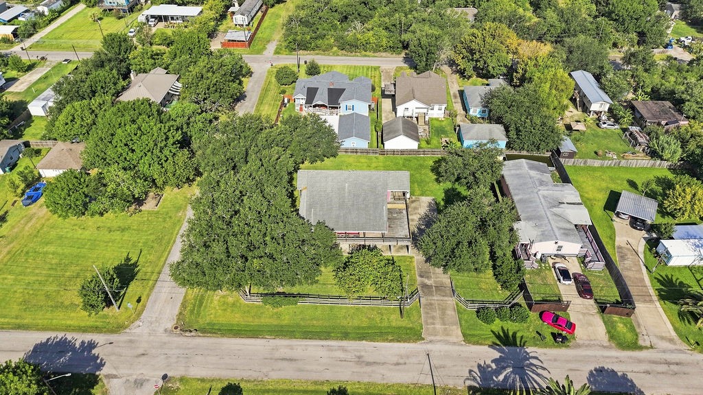 746 12th Street, San Leon, TX 77539