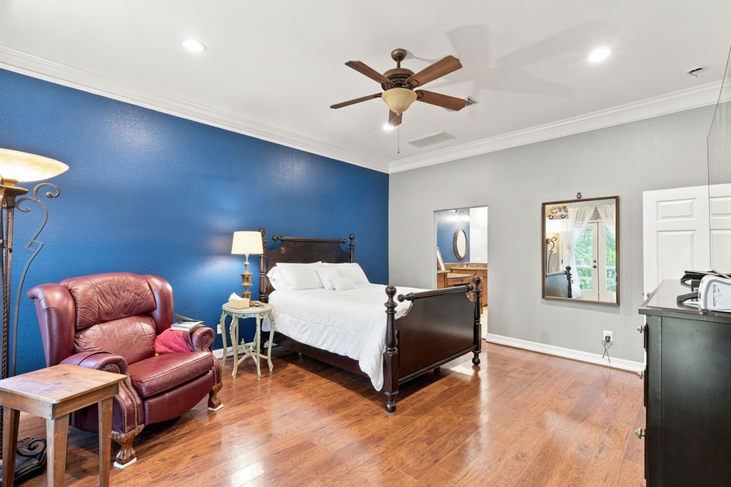 746 12th Street, San Leon, TX 77539