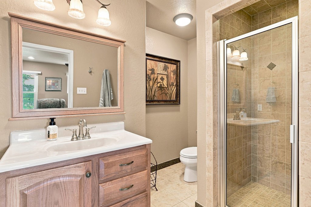 746 12th Street, San Leon, TX 77539