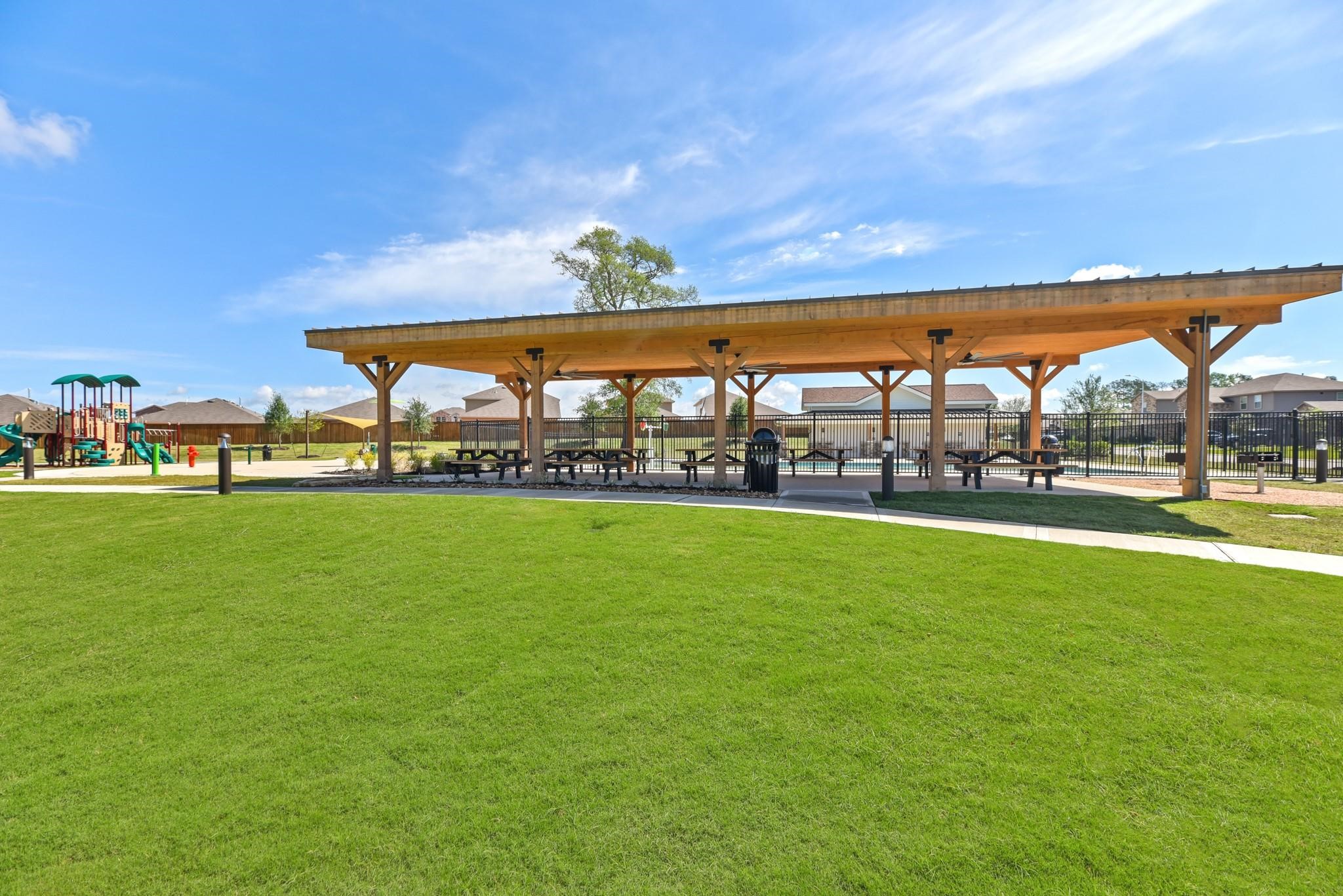 14829 Boxwood Ridge Street, Magnolia, TX 77354