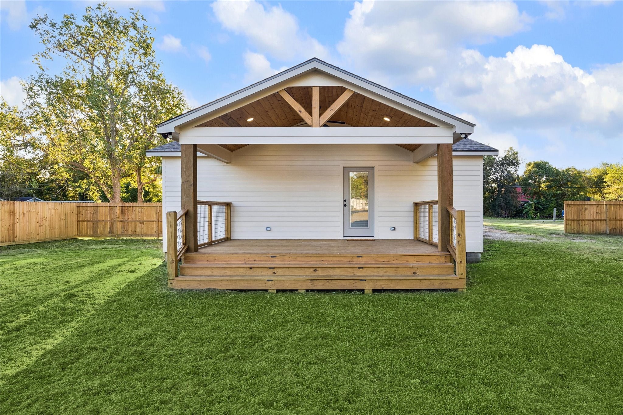 2801 Shouse Road, Santa Fe, TX 77510