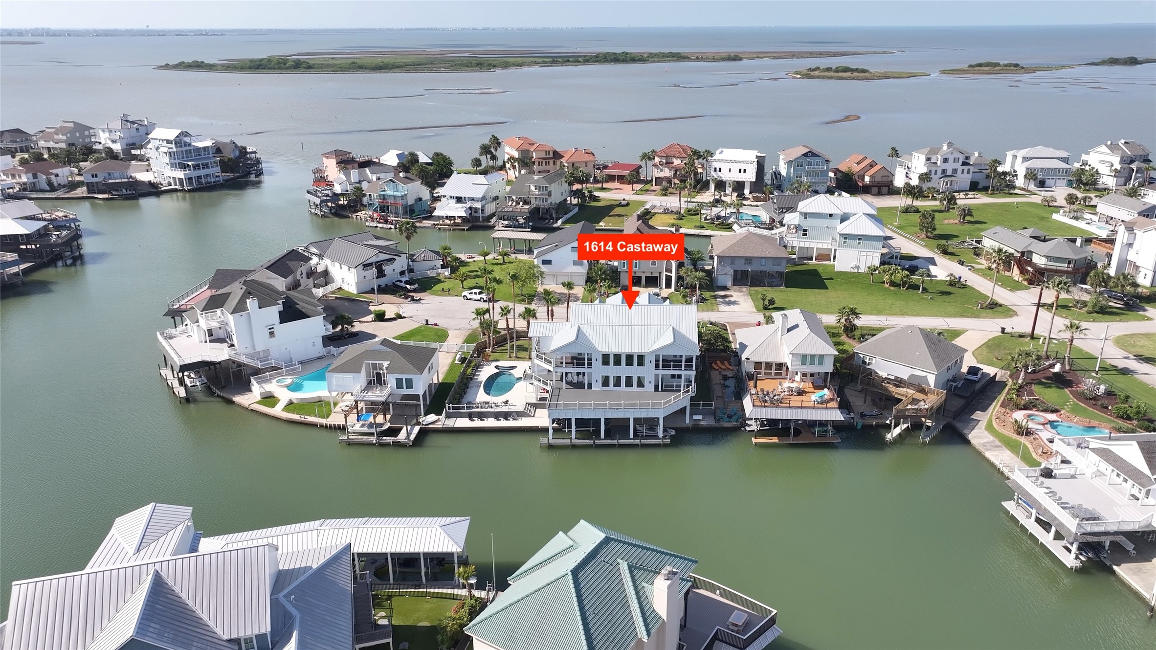 This aerial puts the Tiki lifestyle into perspective. The surrounding waterways connect home with the boating experience that makes this island community so special.