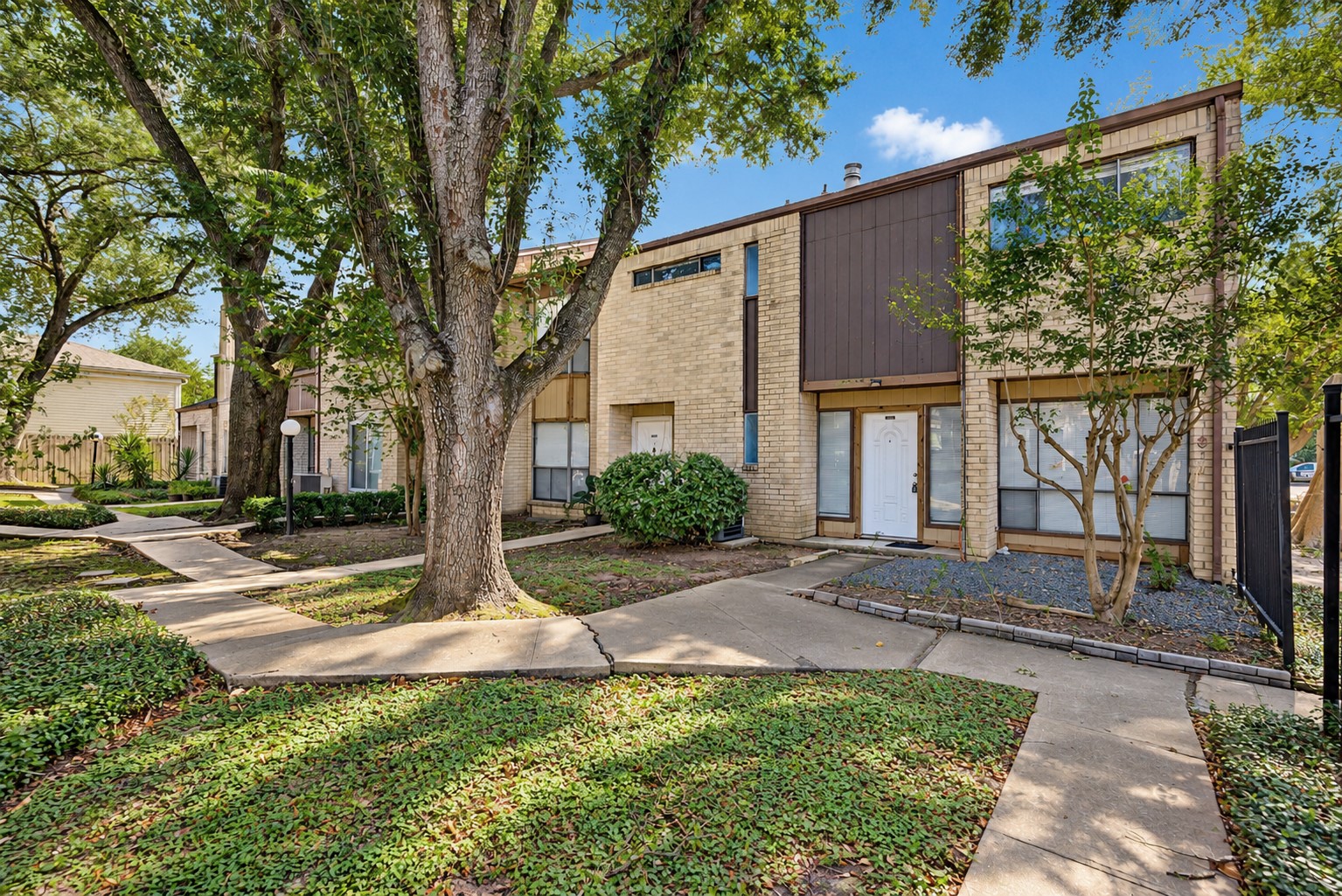 8315 Augustine Drive, #A, Houston, TX 77036 8315 Augustine Drive, #A, Houston, TX 77036
