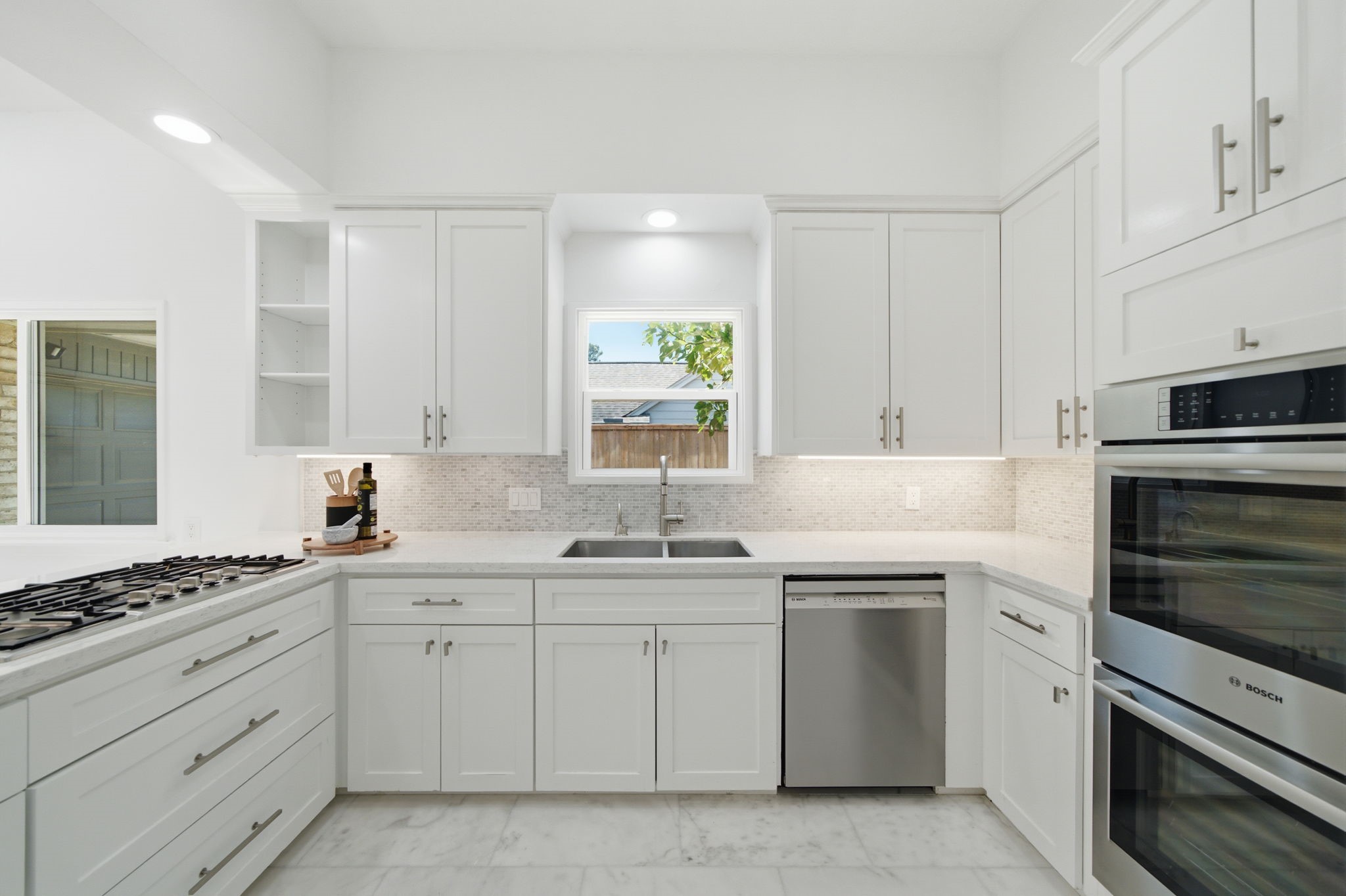 10103 Briar Forest Drive, Houston, TX 77042 10103 Briar Forest Drive, Houston, TX 77042