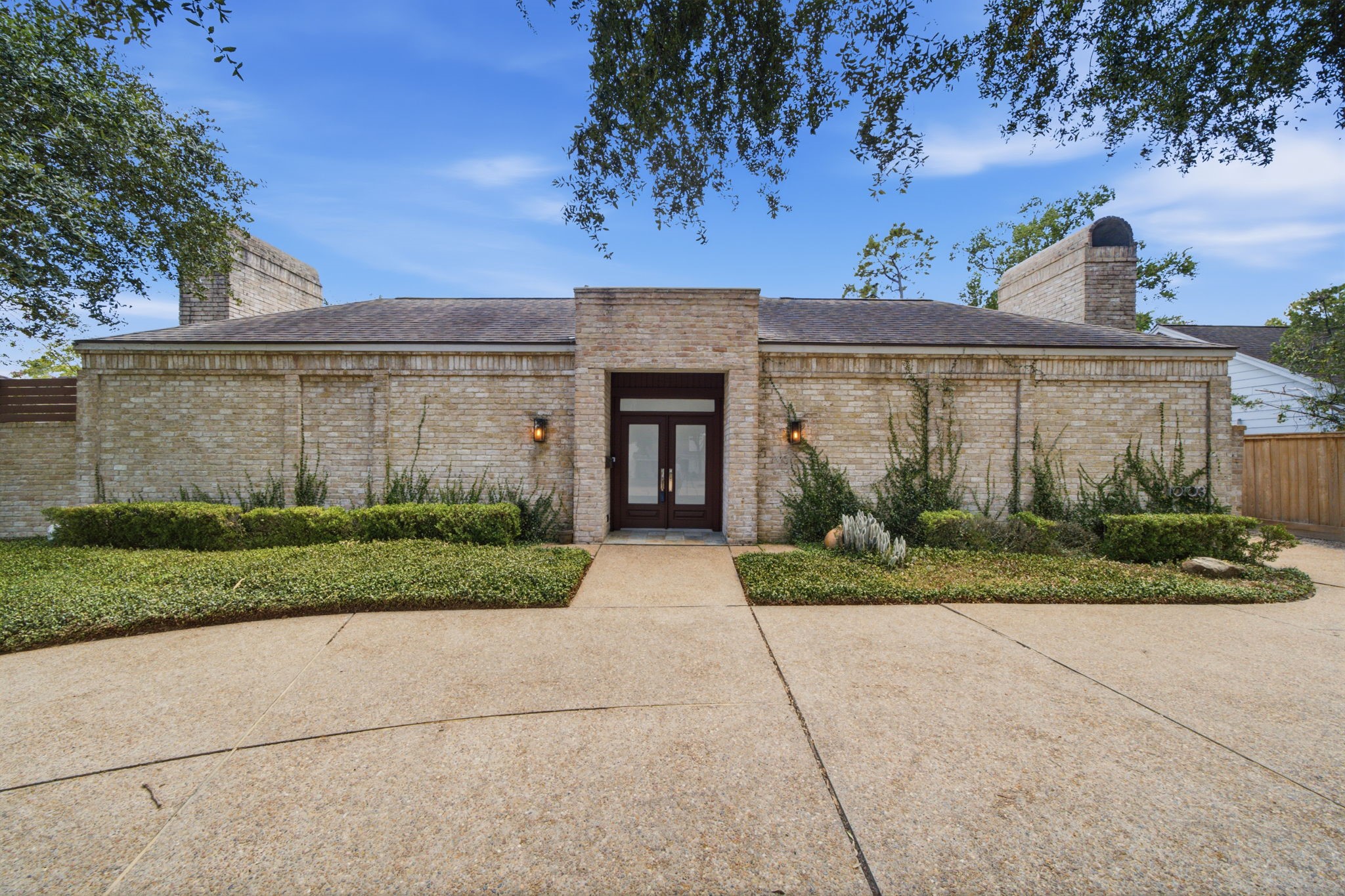 10103 Briar Forest Drive, Houston, TX 77042 10103 Briar Forest Drive, Houston, TX 77042