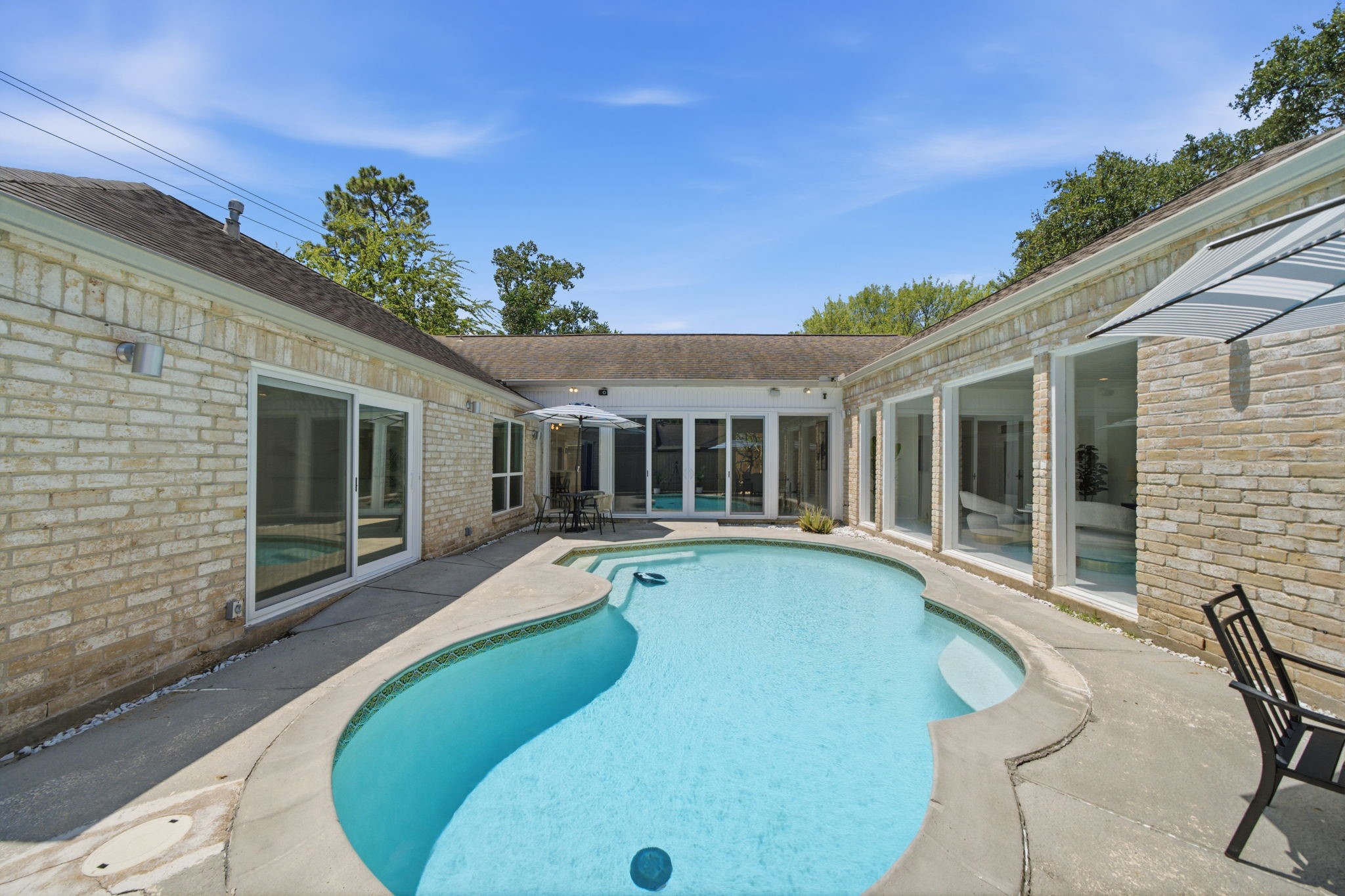 10103 Briar Forest Drive, Houston, TX 77042