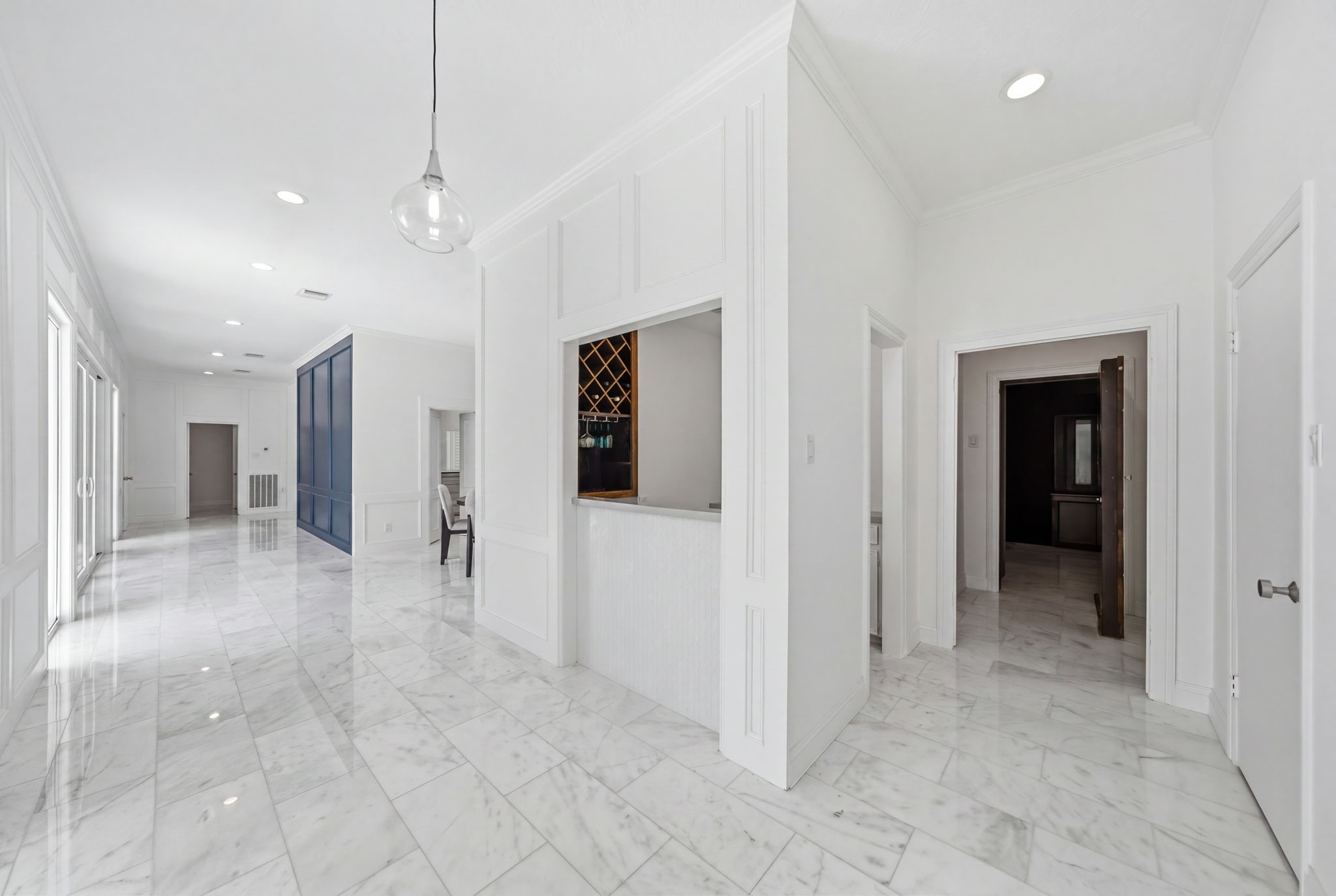 10103 Briar Forest Drive, Houston, TX 77042 10103 Briar Forest Drive, Houston, TX 77042