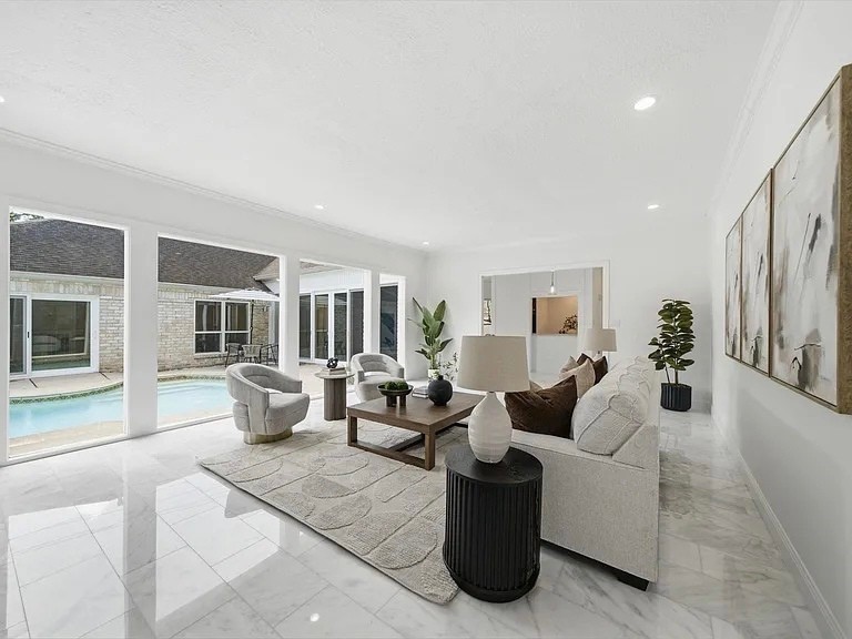 10103 Briar Forest Drive, Houston, TX 77042 10103 Briar Forest Drive, Houston, TX 77042