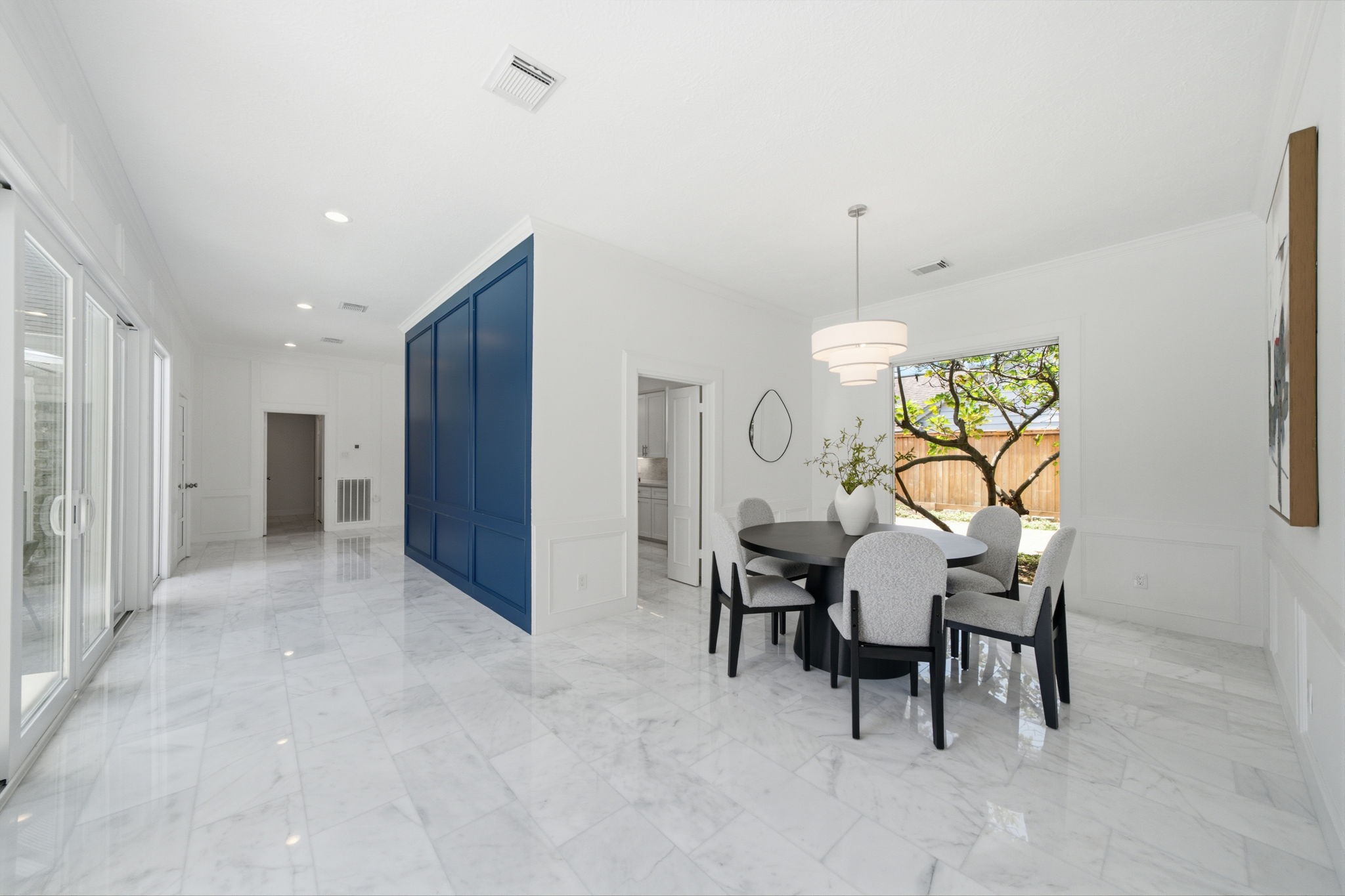 10103 Briar Forest Drive, Houston, TX 77042 10103 Briar Forest Drive, Houston, TX 77042