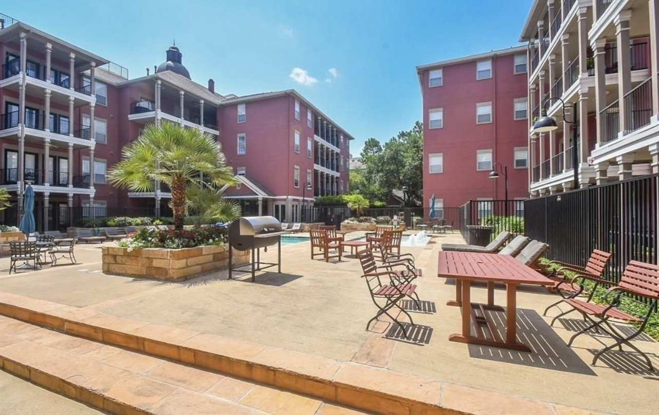 2400 Mccue Road, #438, Houston, TX 77056