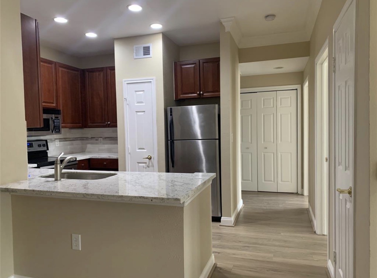 2400 Mccue Road, #438, Houston, TX 77056