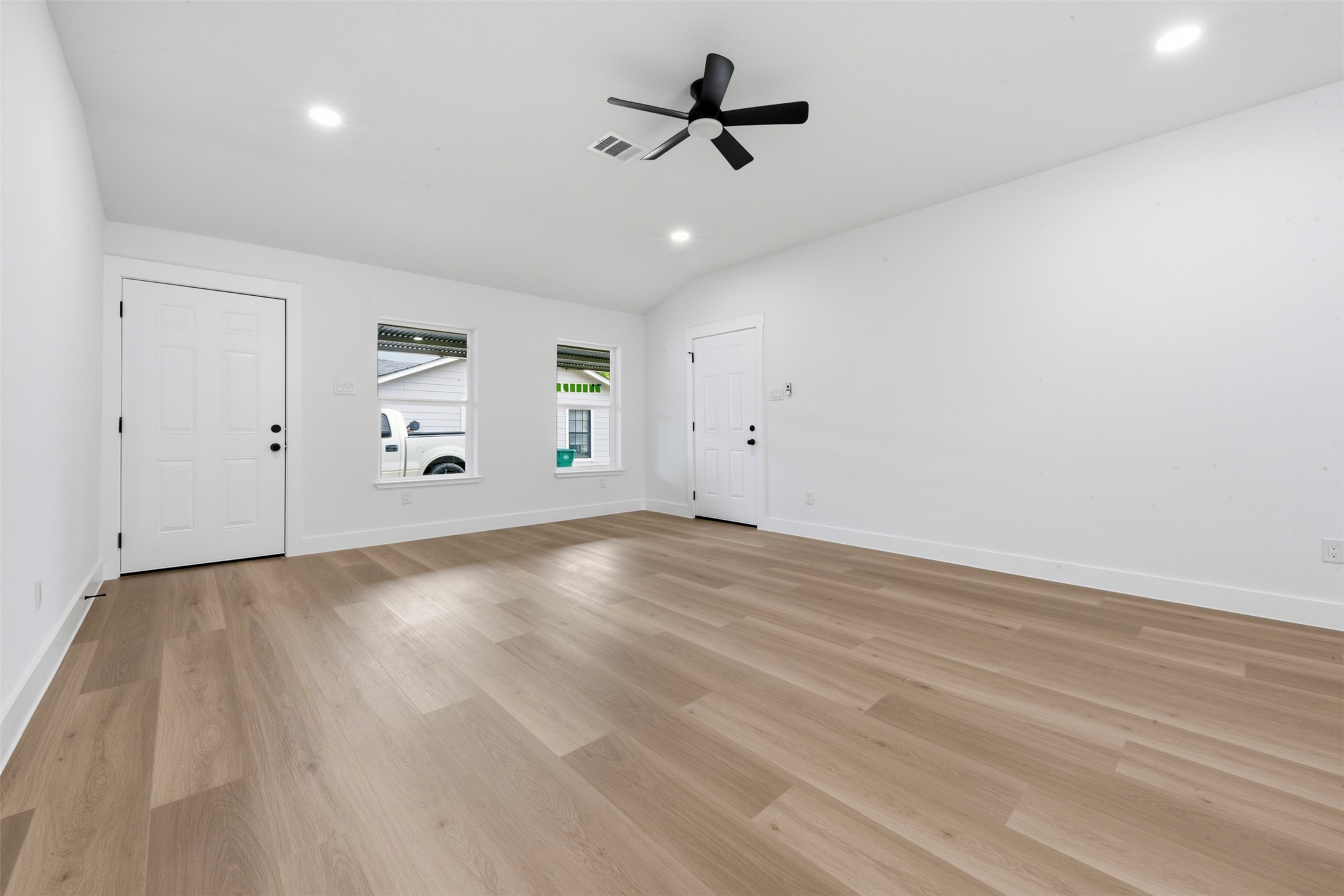 1415 Taylor Avenue, Pasadena, TX 77506