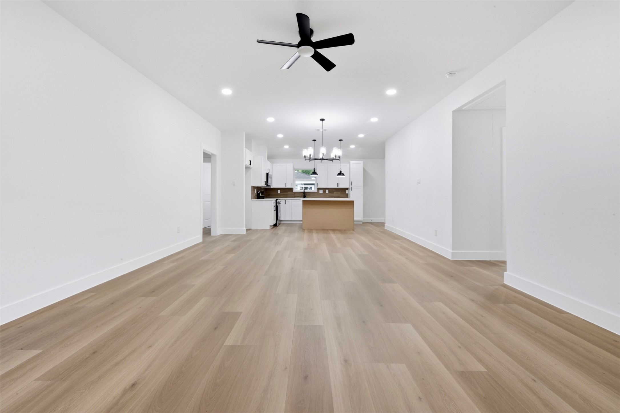 1415 Taylor Avenue, Pasadena, TX 77506