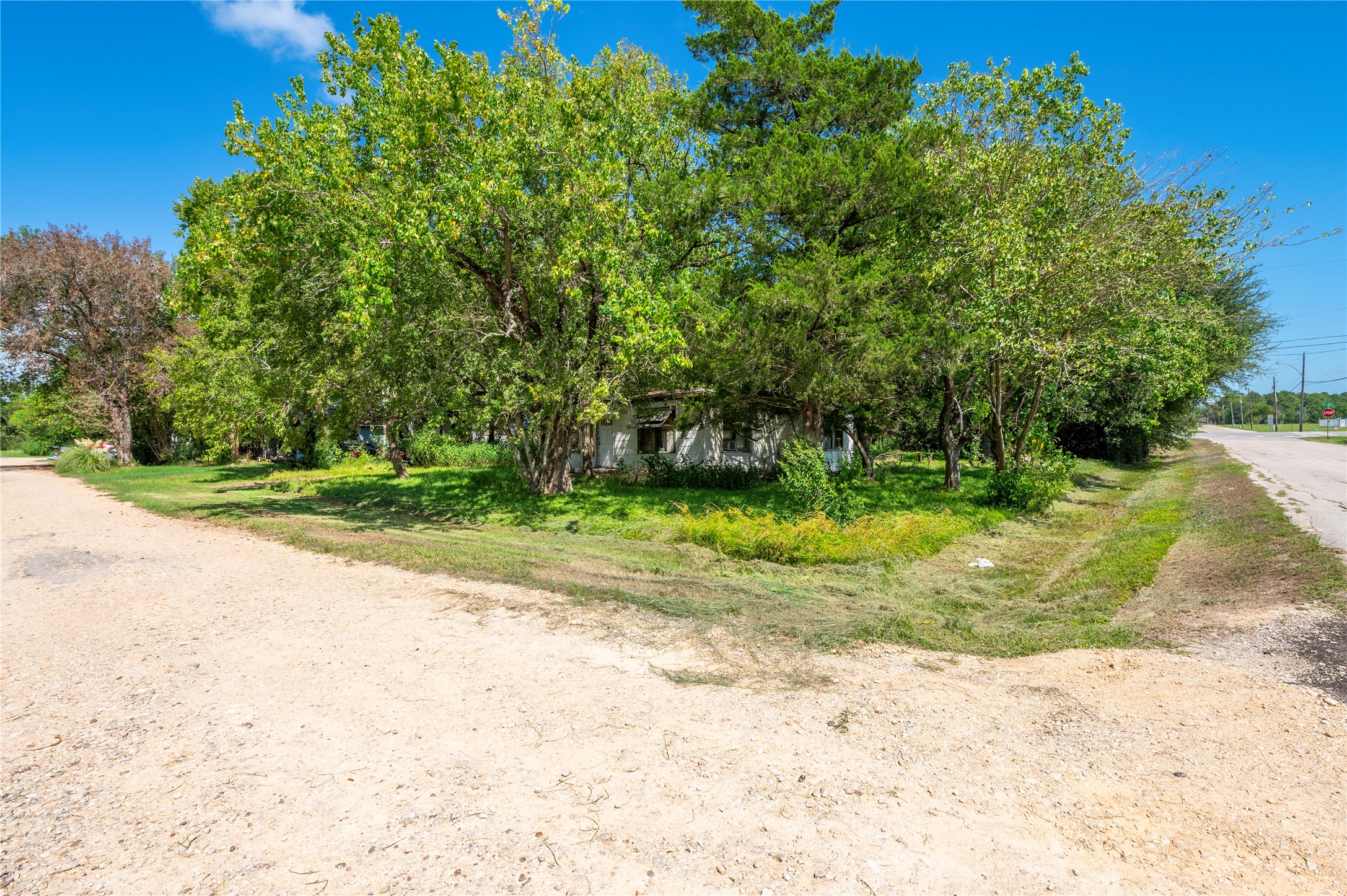 6521 Crockett Street, Hitchcock, TX 77563 6521 Crockett Street, Hitchcock, TX 77563