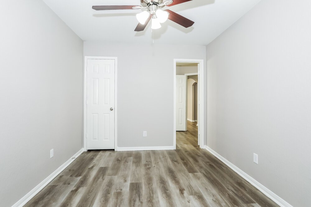16750 Warbler Drive, Conroe, TX 77385