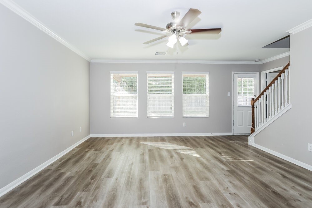 16750 Warbler Drive, Conroe, TX 77385