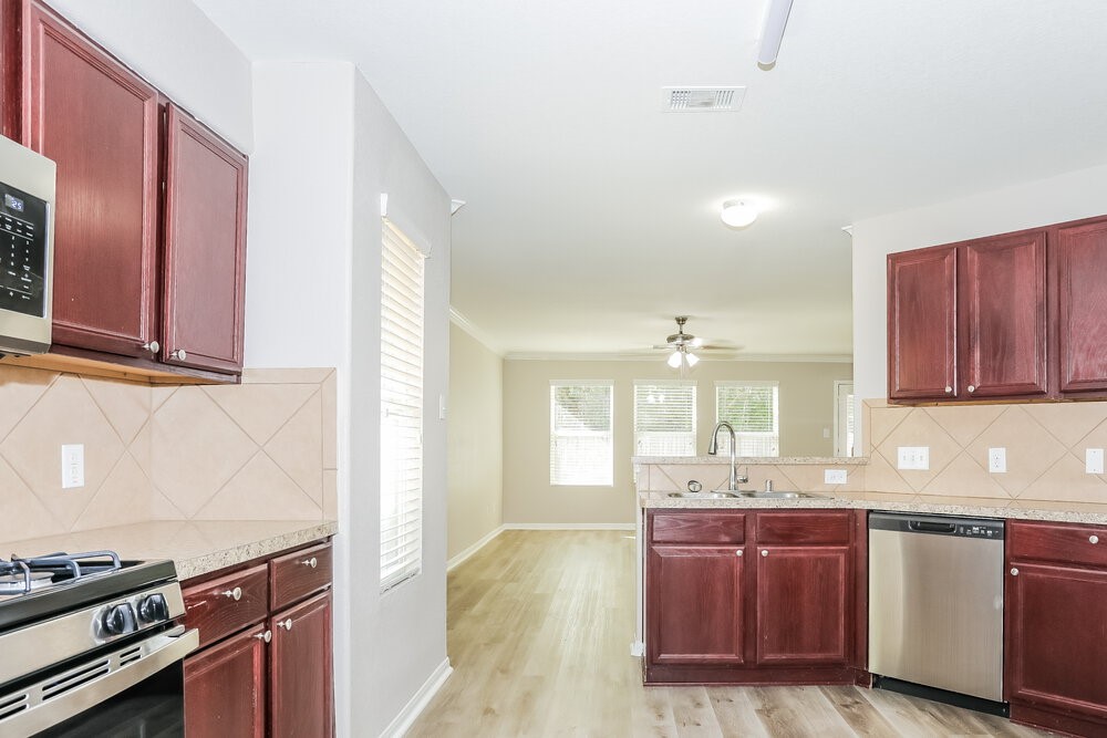 16750 Warbler Drive, Conroe, TX 77385