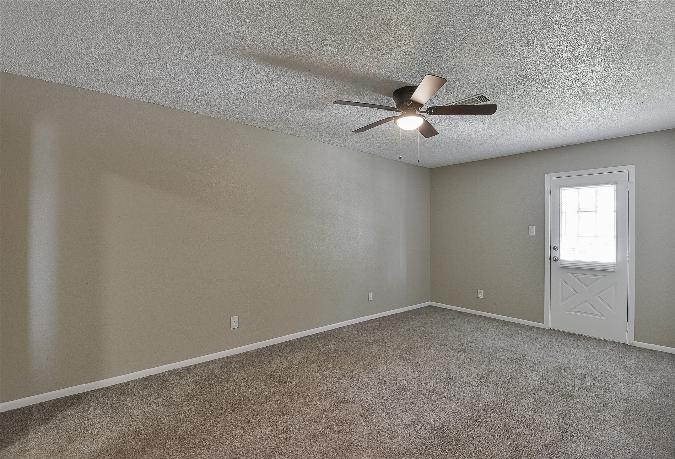 4504 Avenue L, #2, Santa Fe, TX 77510