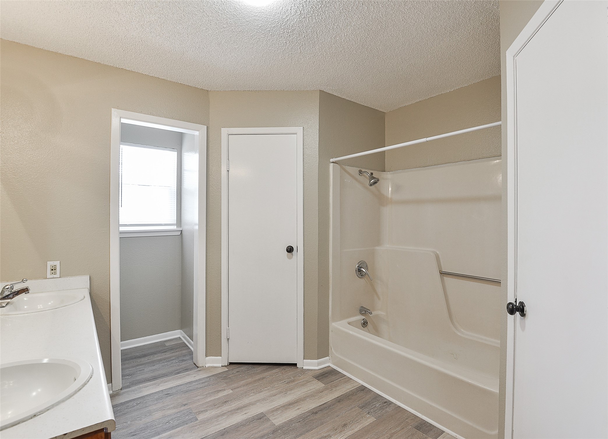 4504 Avenue L, #2, Santa Fe, TX 77510