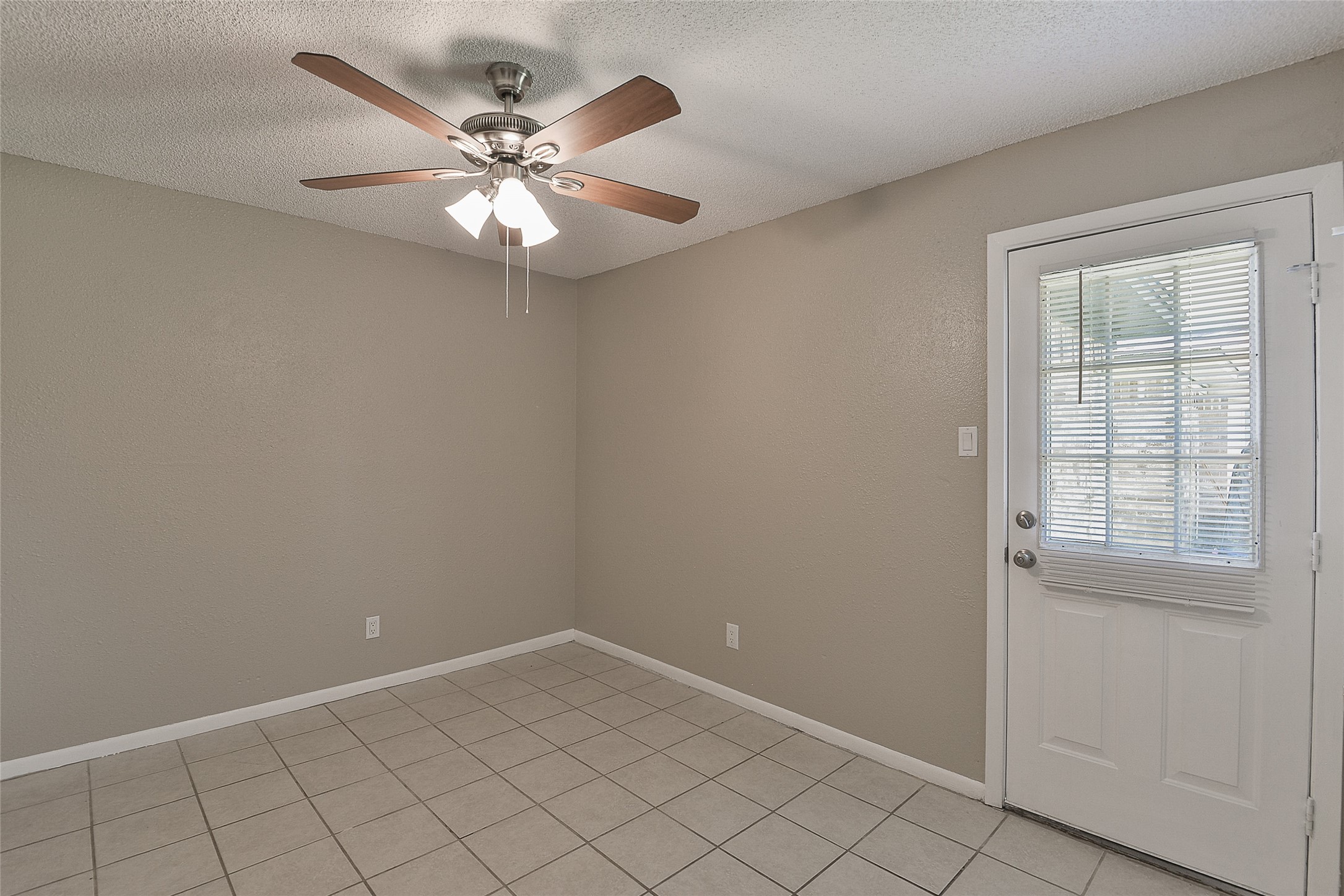 4504 Avenue L, #2, Santa Fe, TX 77510