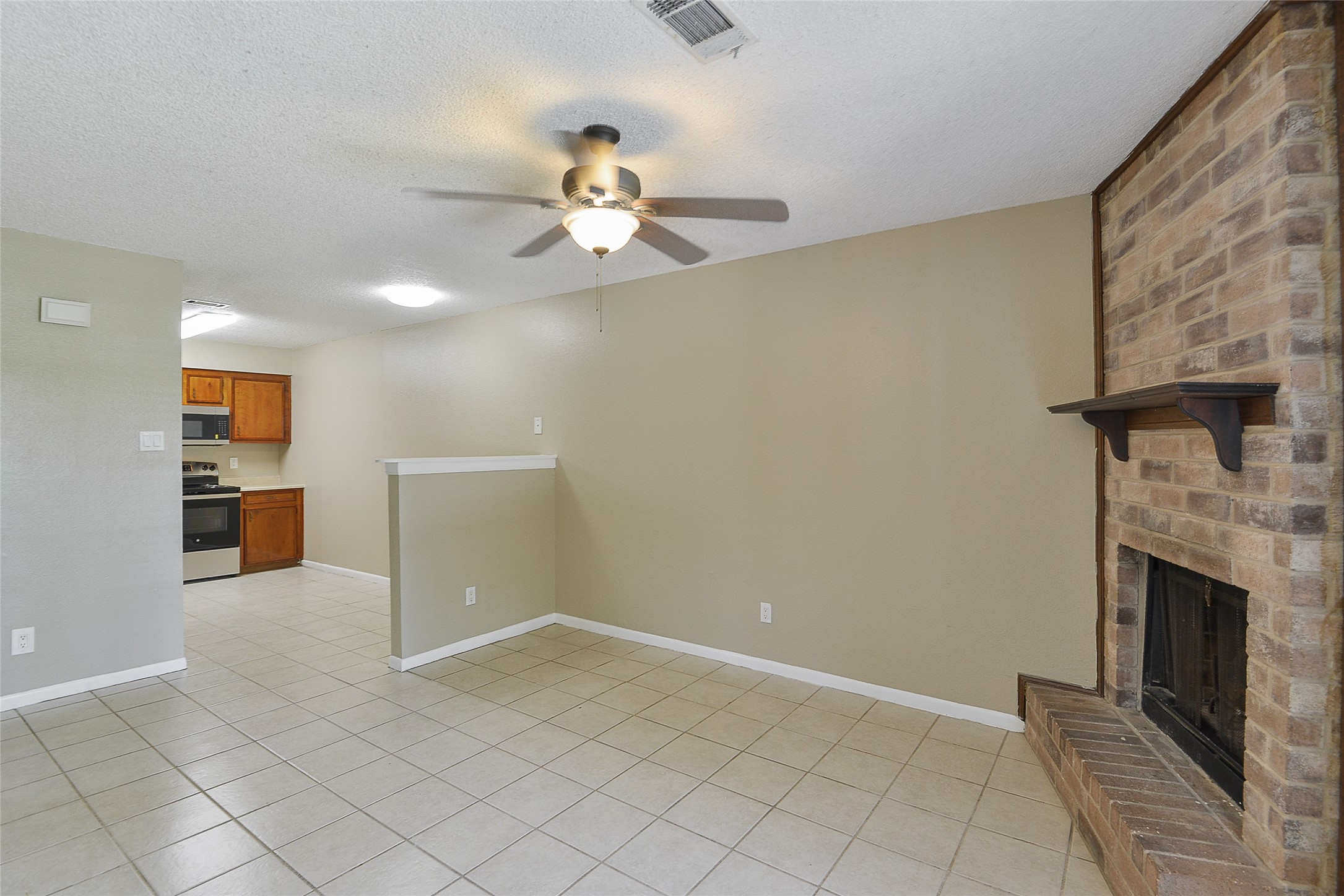 4504 Avenue L, #2, Santa Fe, TX 77510