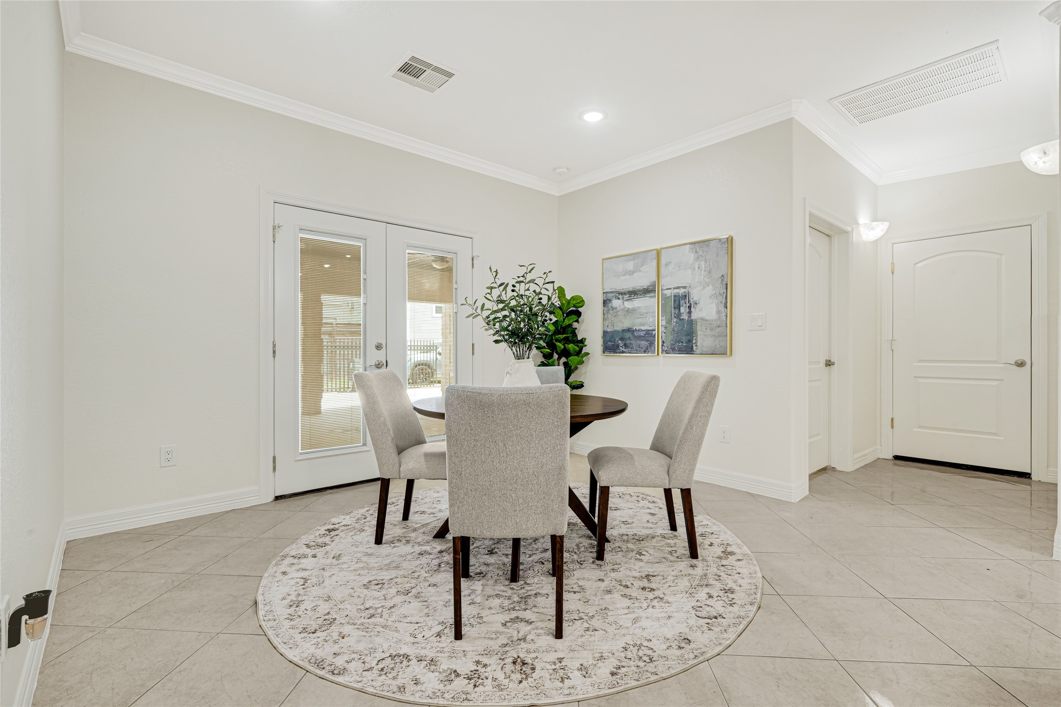 404 Moss Street, Houston, TX 77009