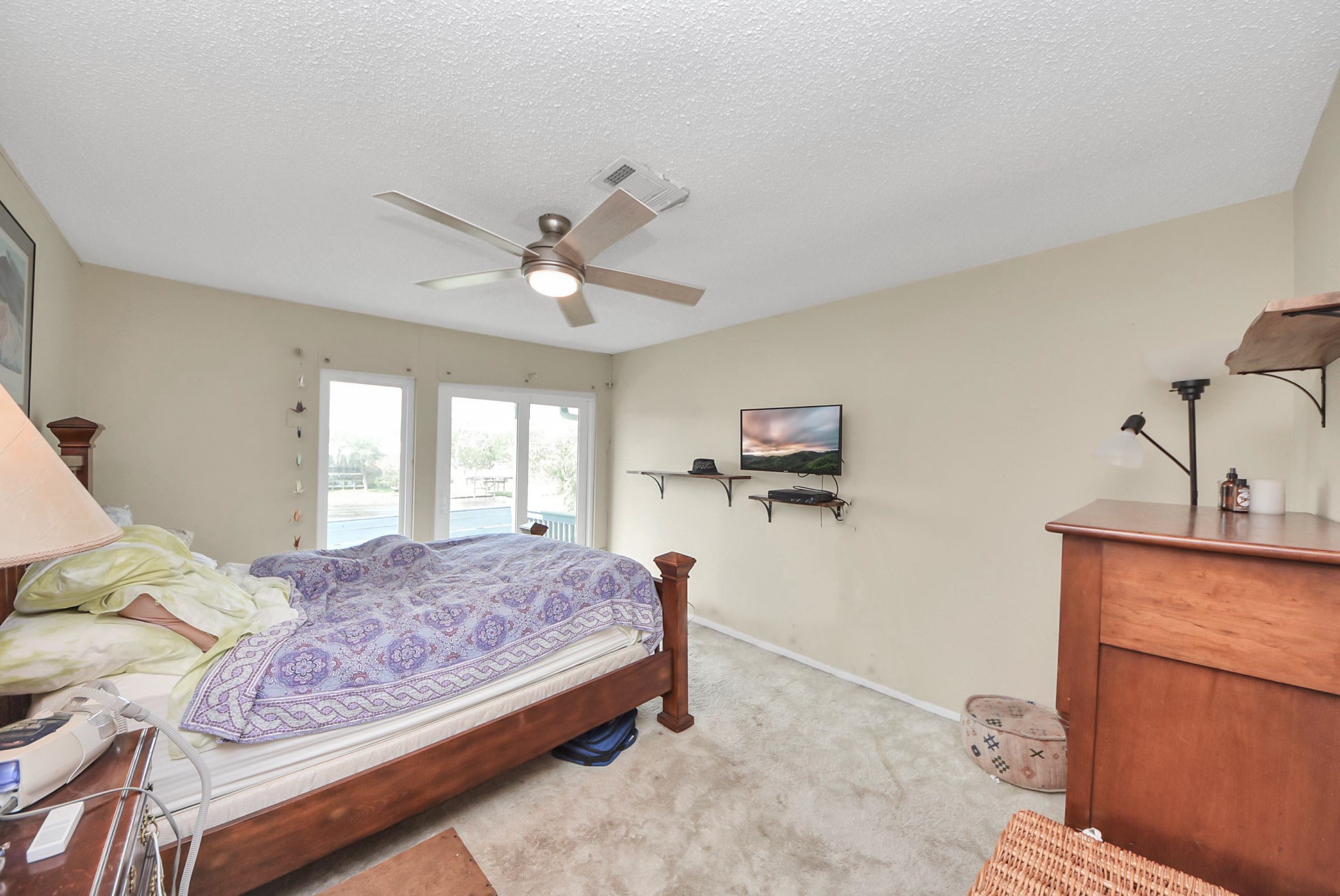 All bedrooms are upstairs