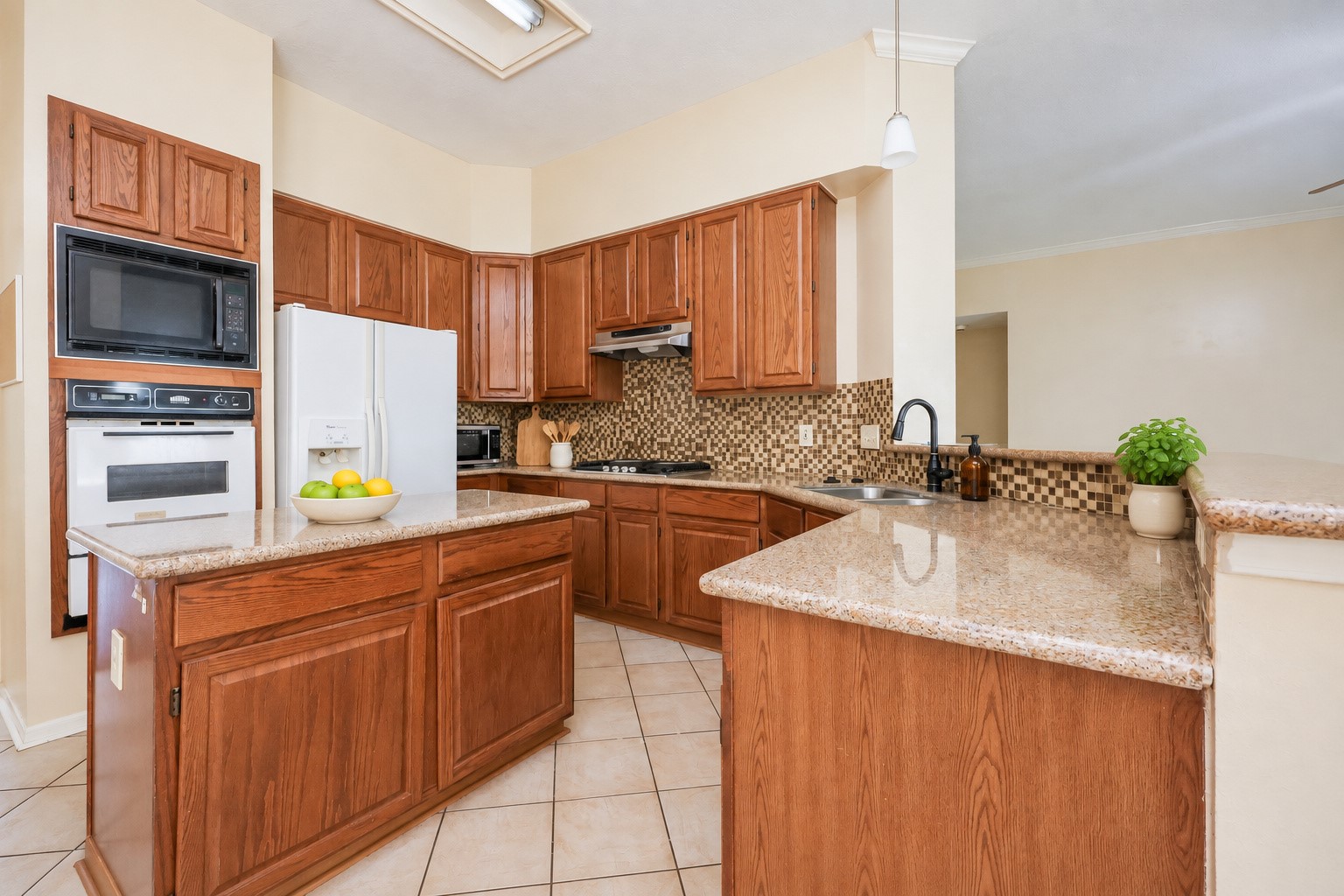 4230 Torrey Creek Lane, Houston, TX 77014