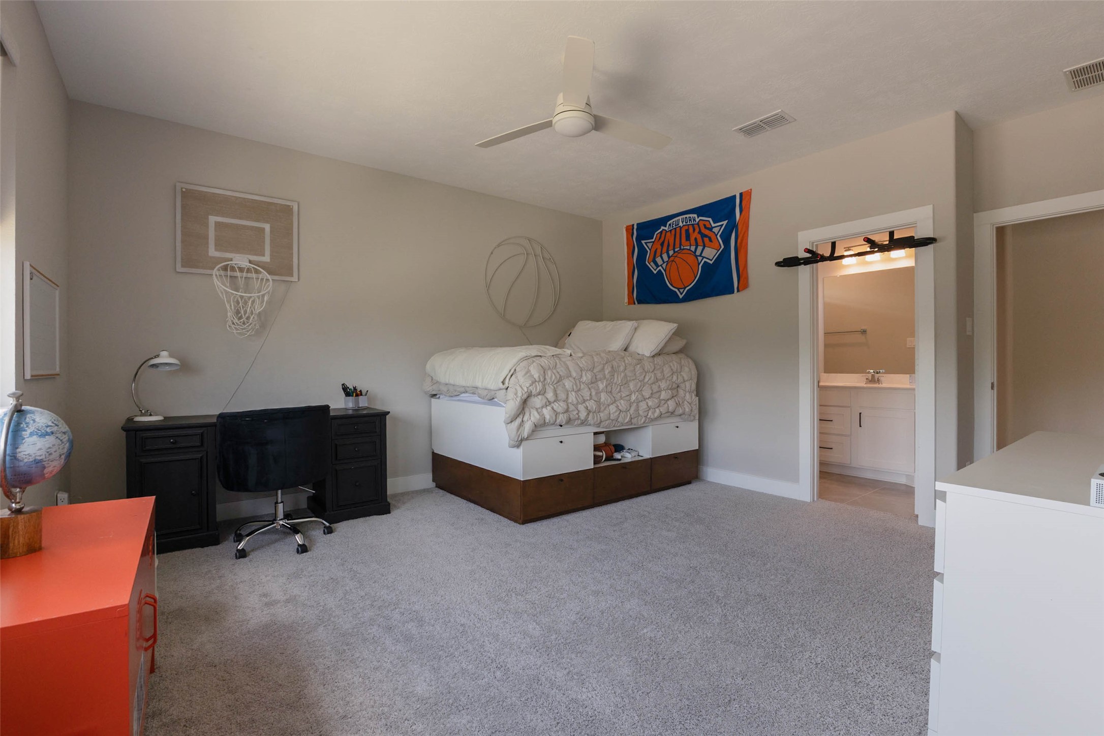 1010 Mcmurtry Ridge Drive, Katy, TX 77494