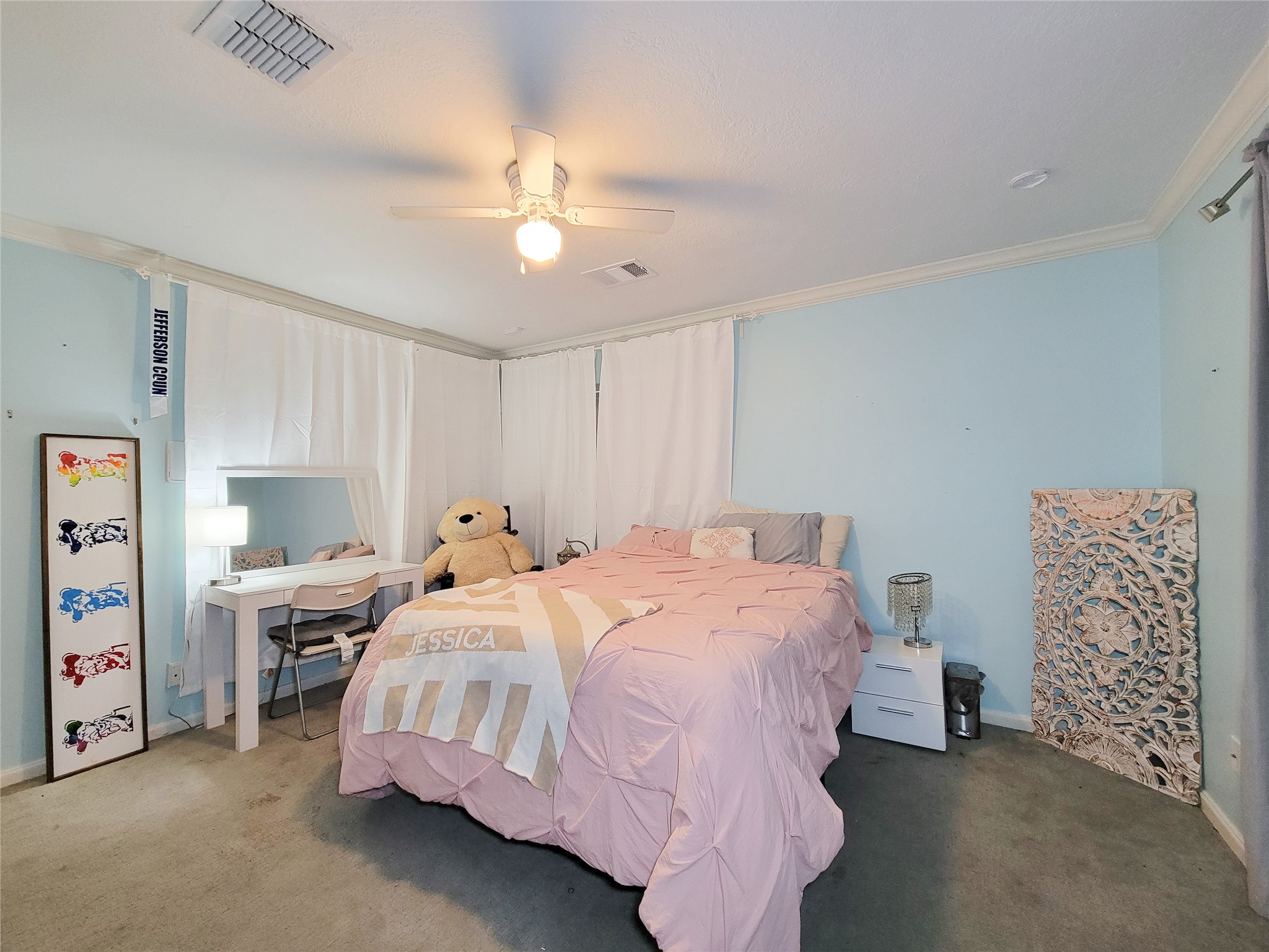 This cozy bedroom #4