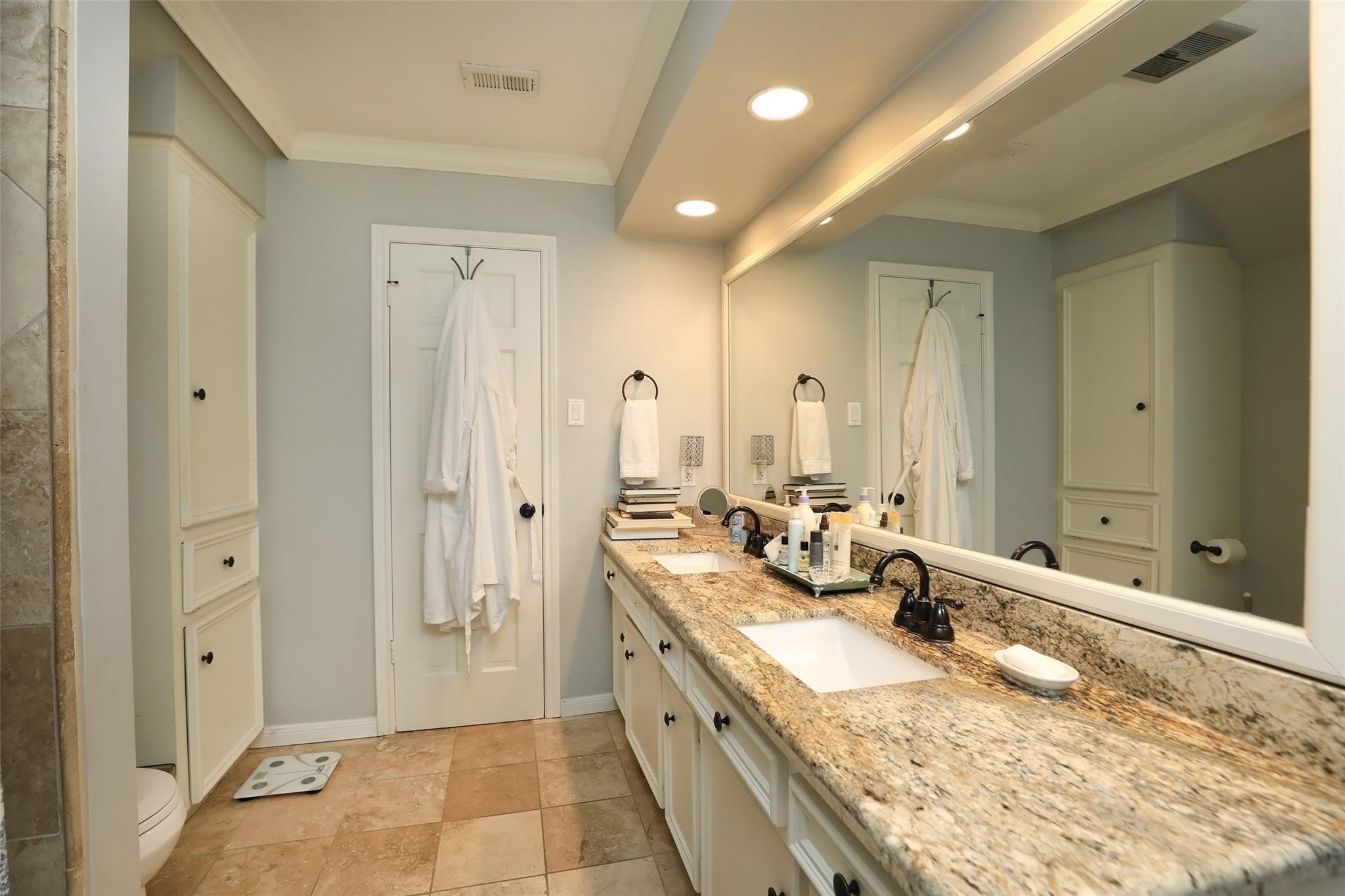 Upstairs Jack and Jill Bathroom